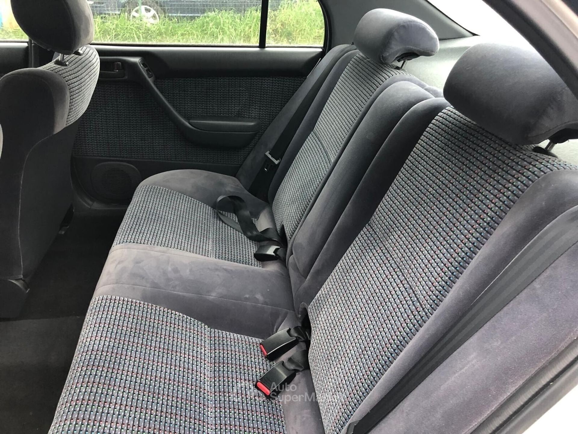 Toyota Carina E