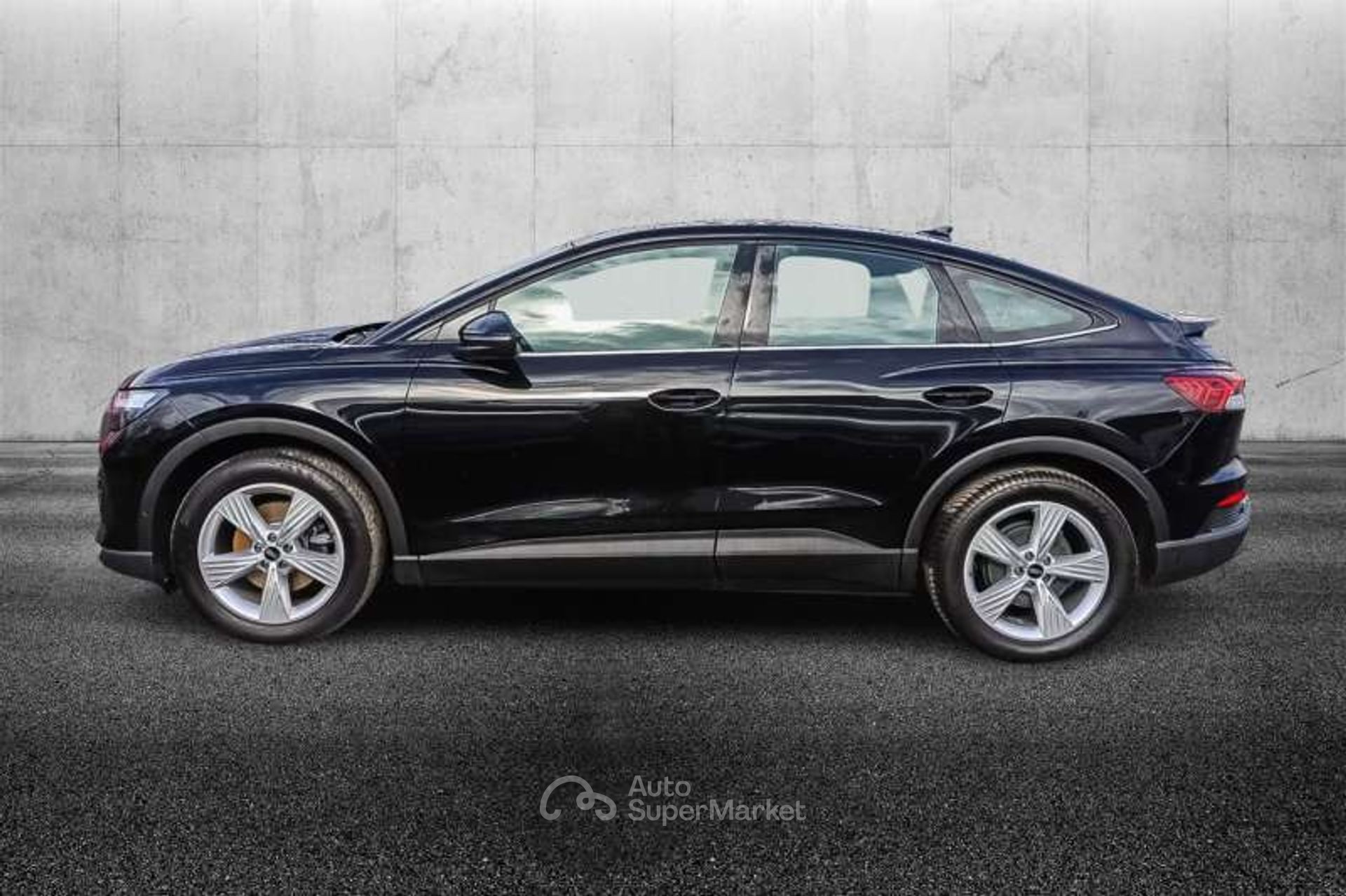 Audi Q4
