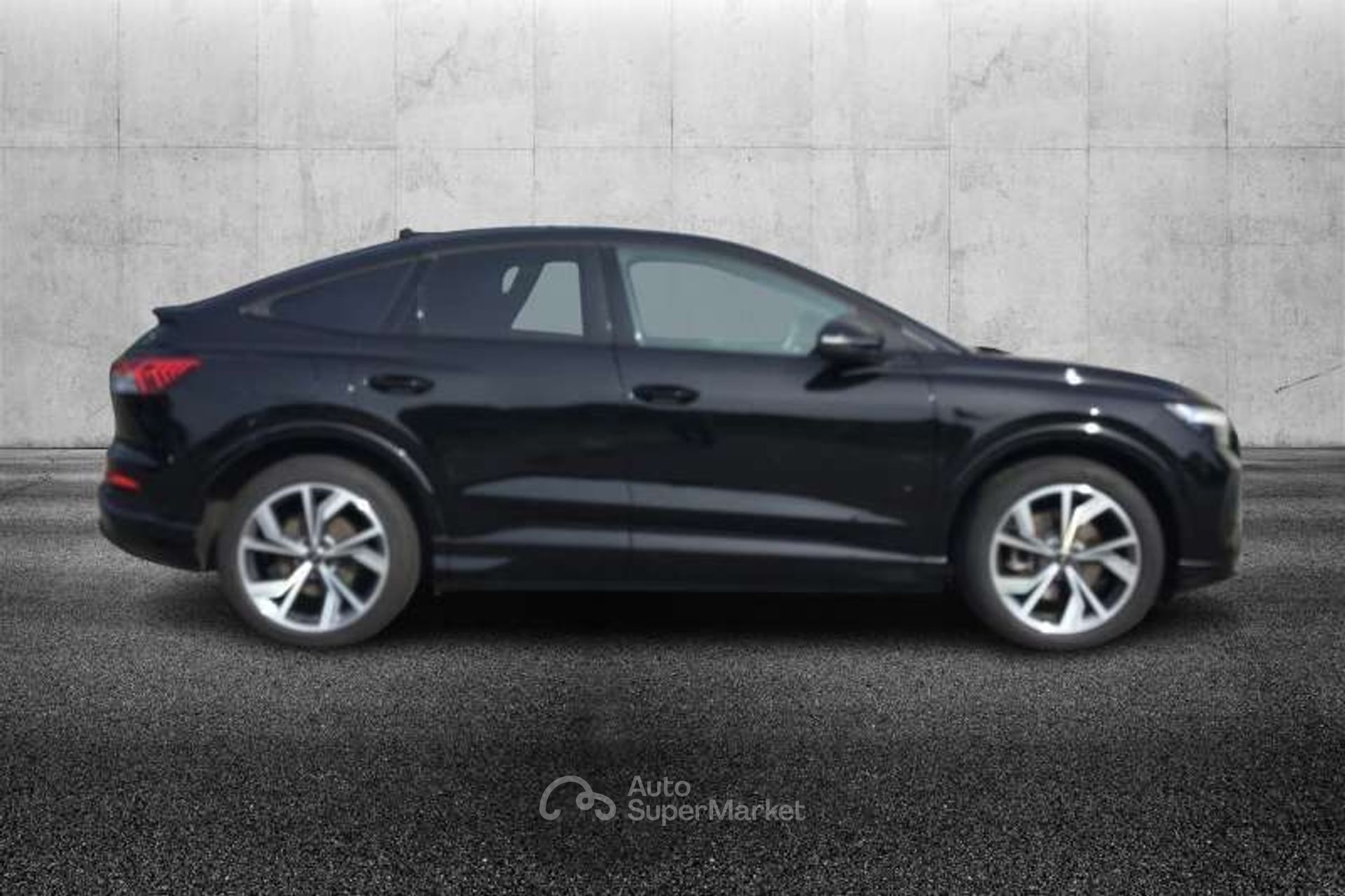 Audi Q4
