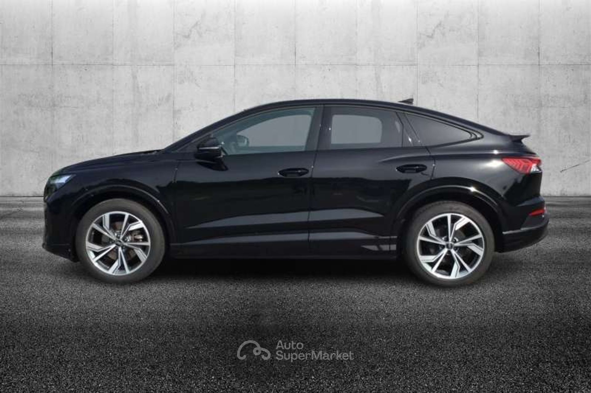 Audi Q4