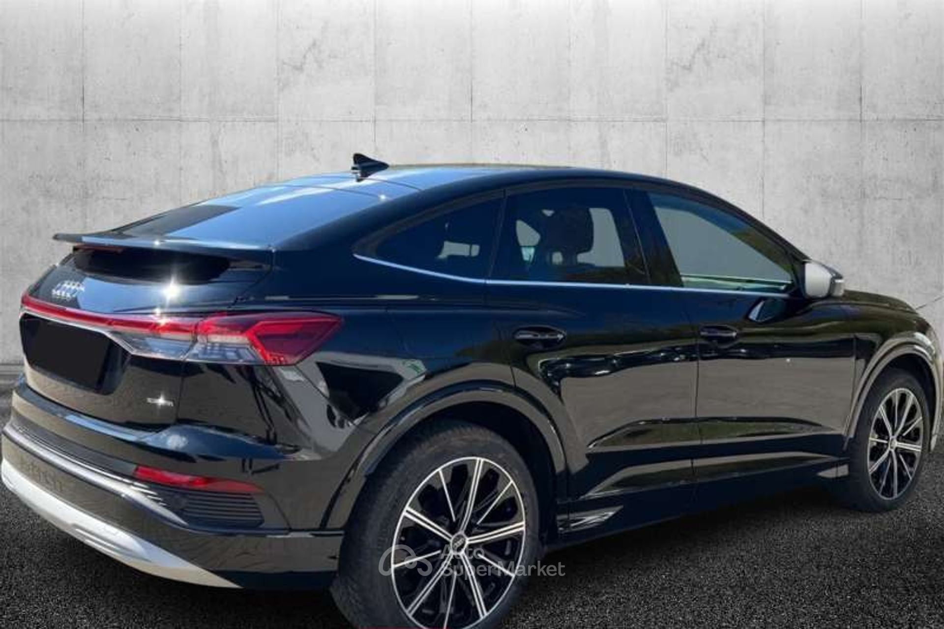 Audi Q4