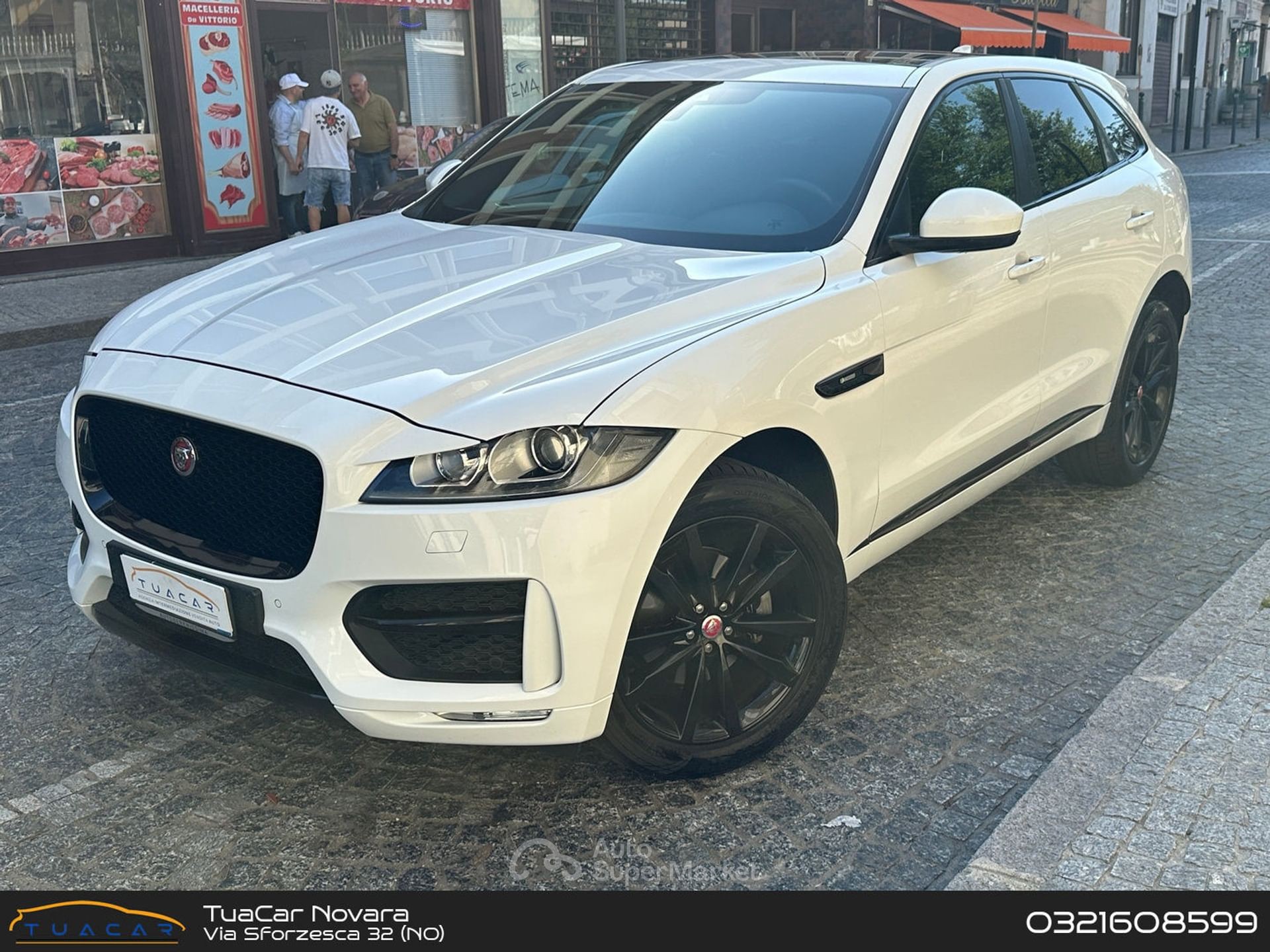 Jaguar F-Pace