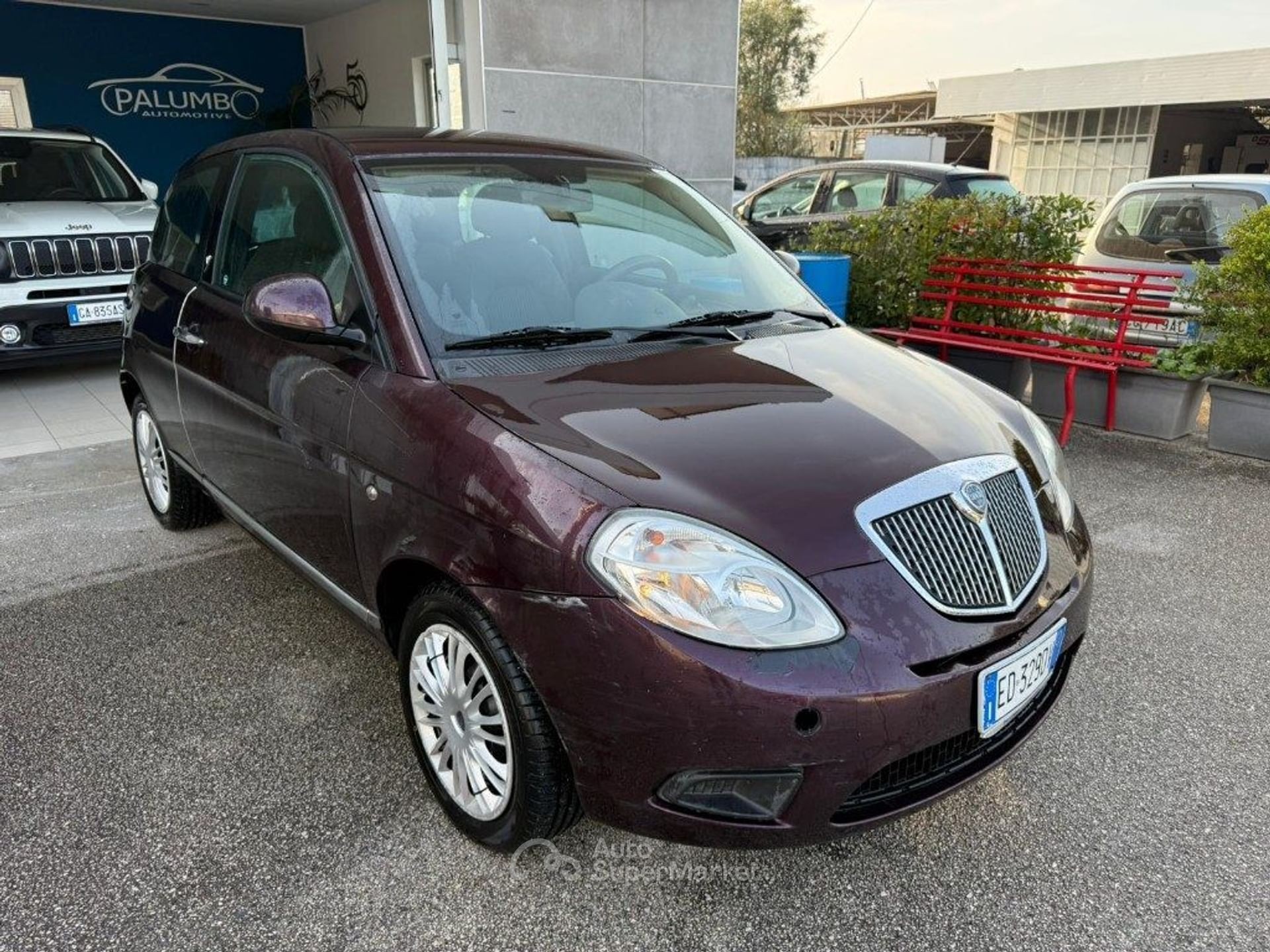 Lancia Ypsilon