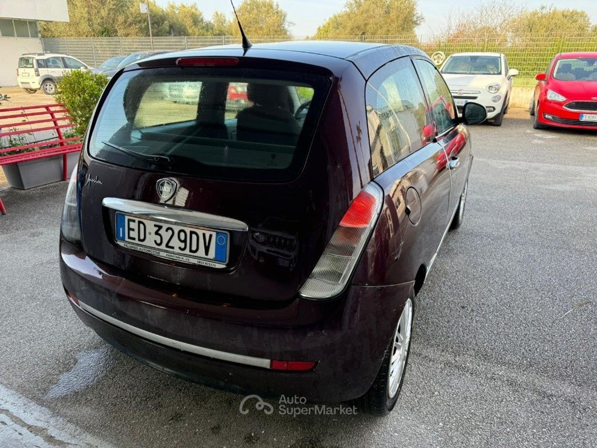 Lancia Ypsilon