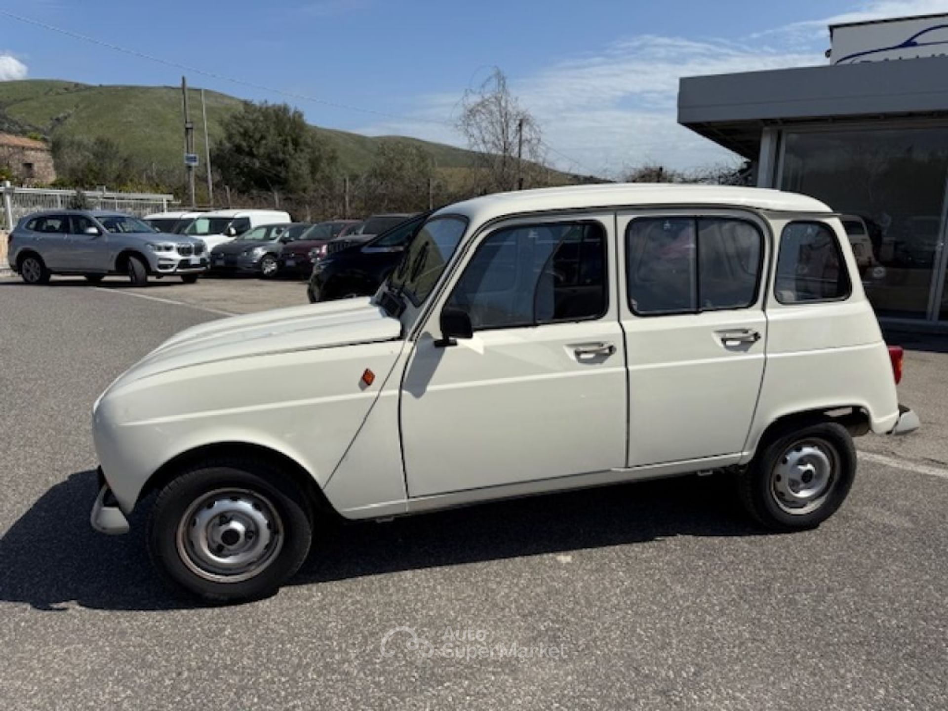 Renault 4