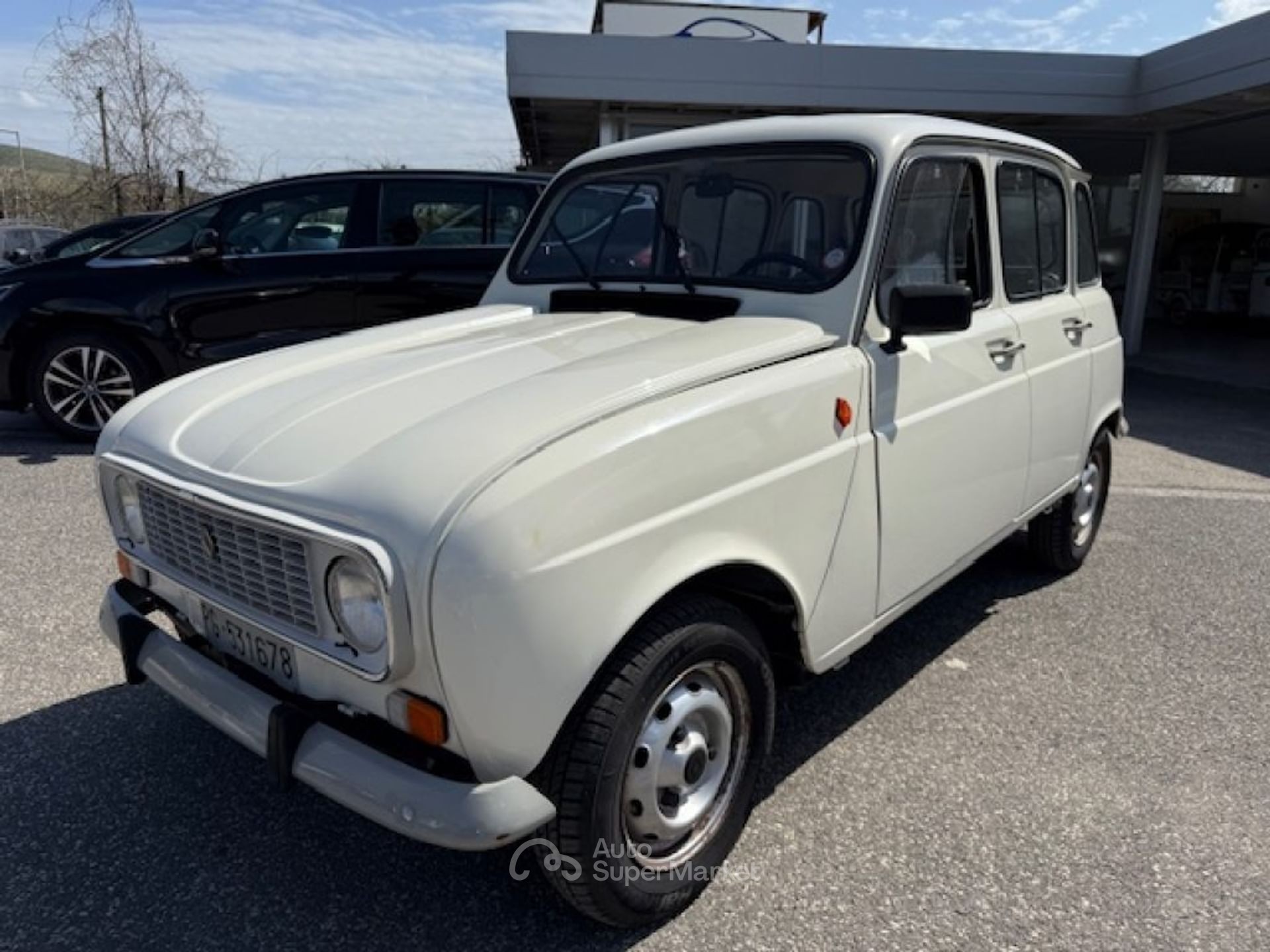 Renault 4