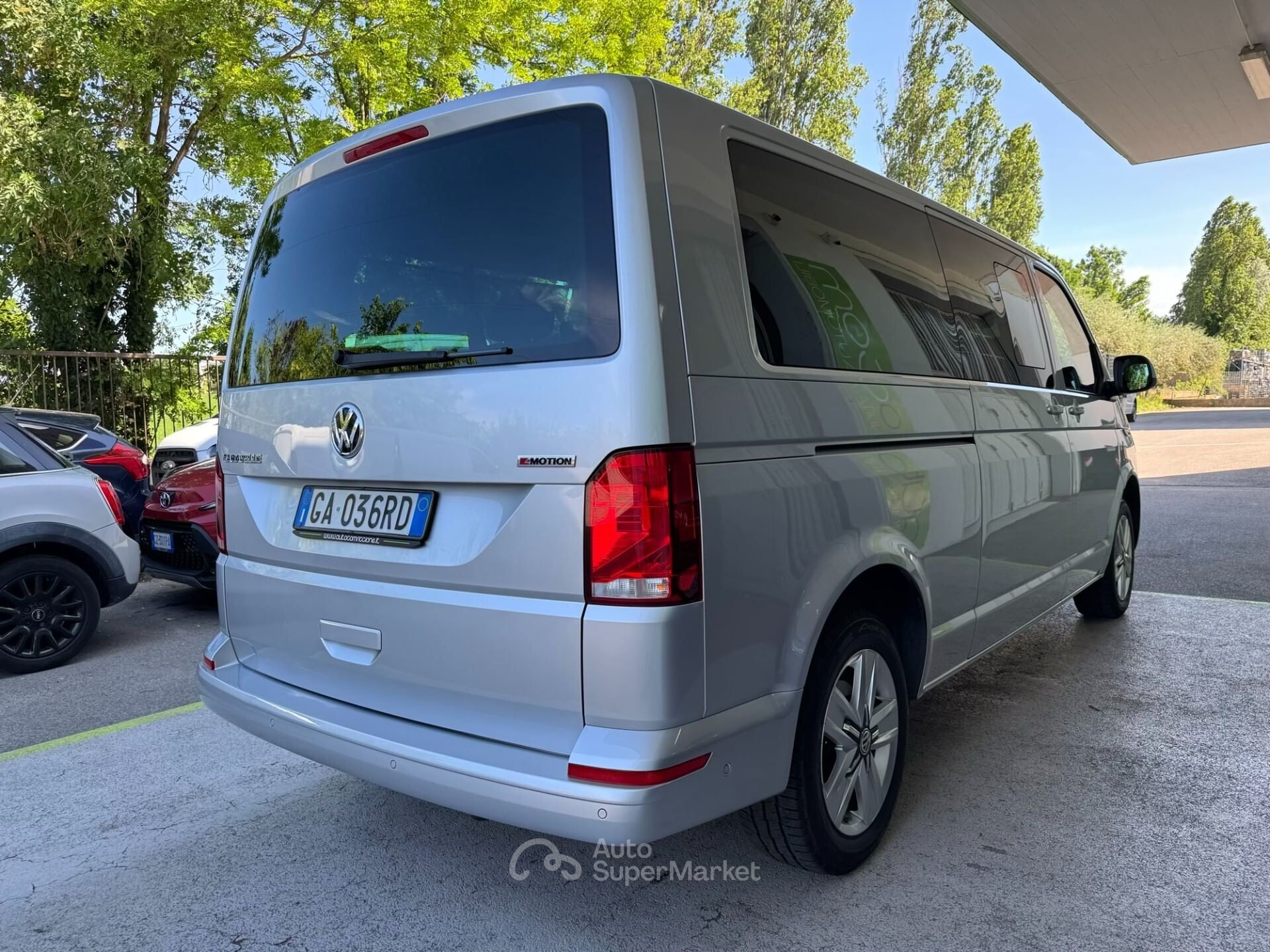 Volkswagen Caravelle
