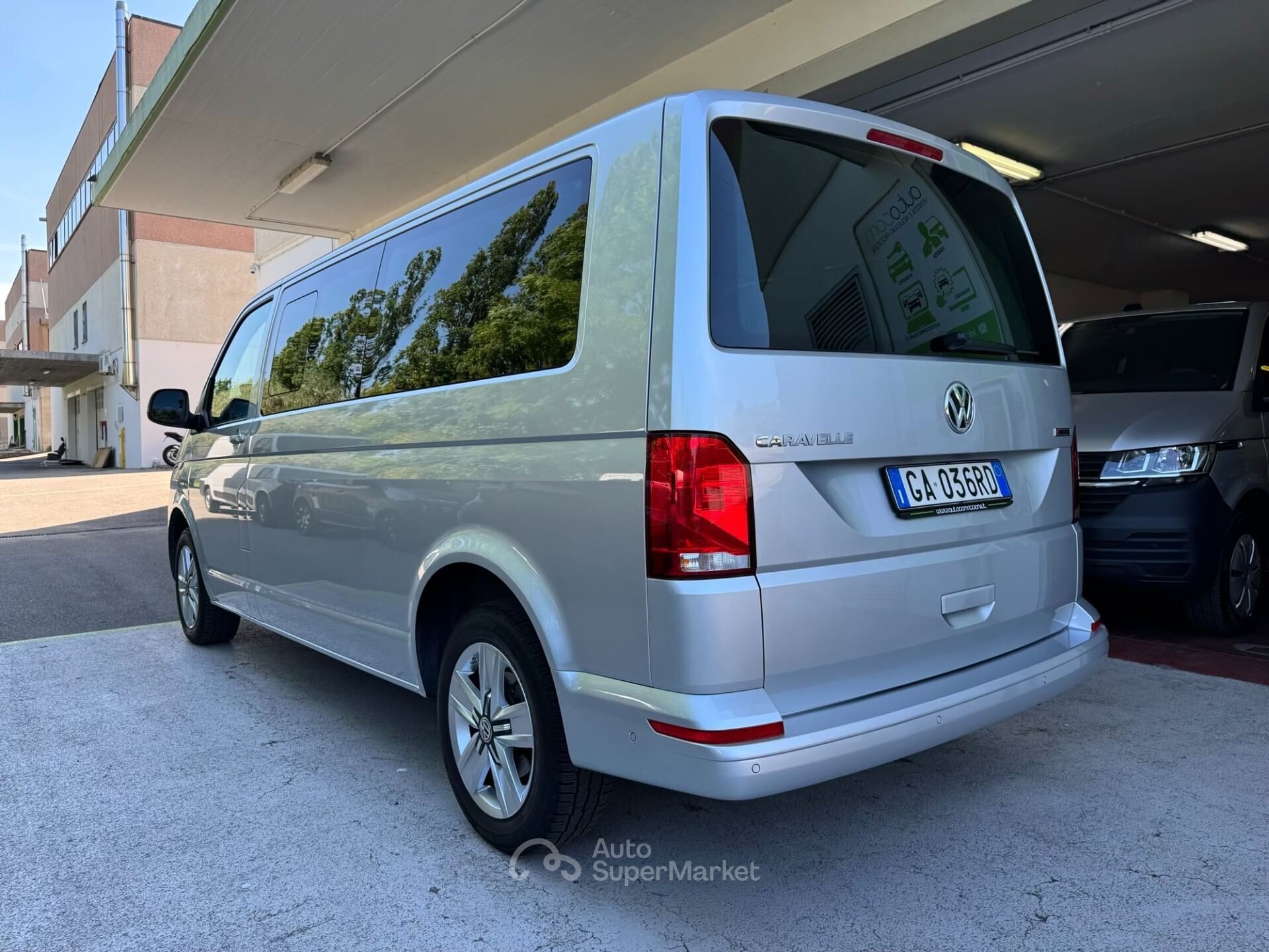 Volkswagen Caravelle