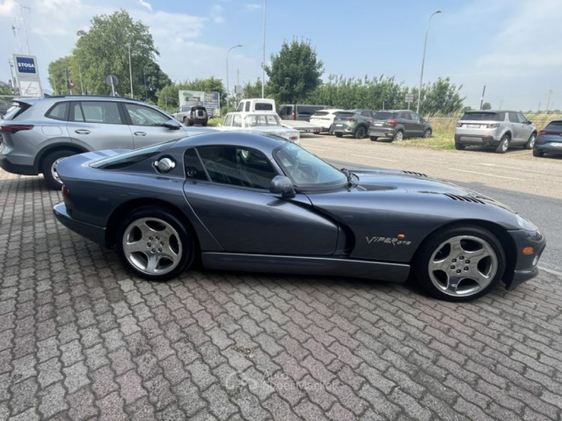 Chrysler Viper