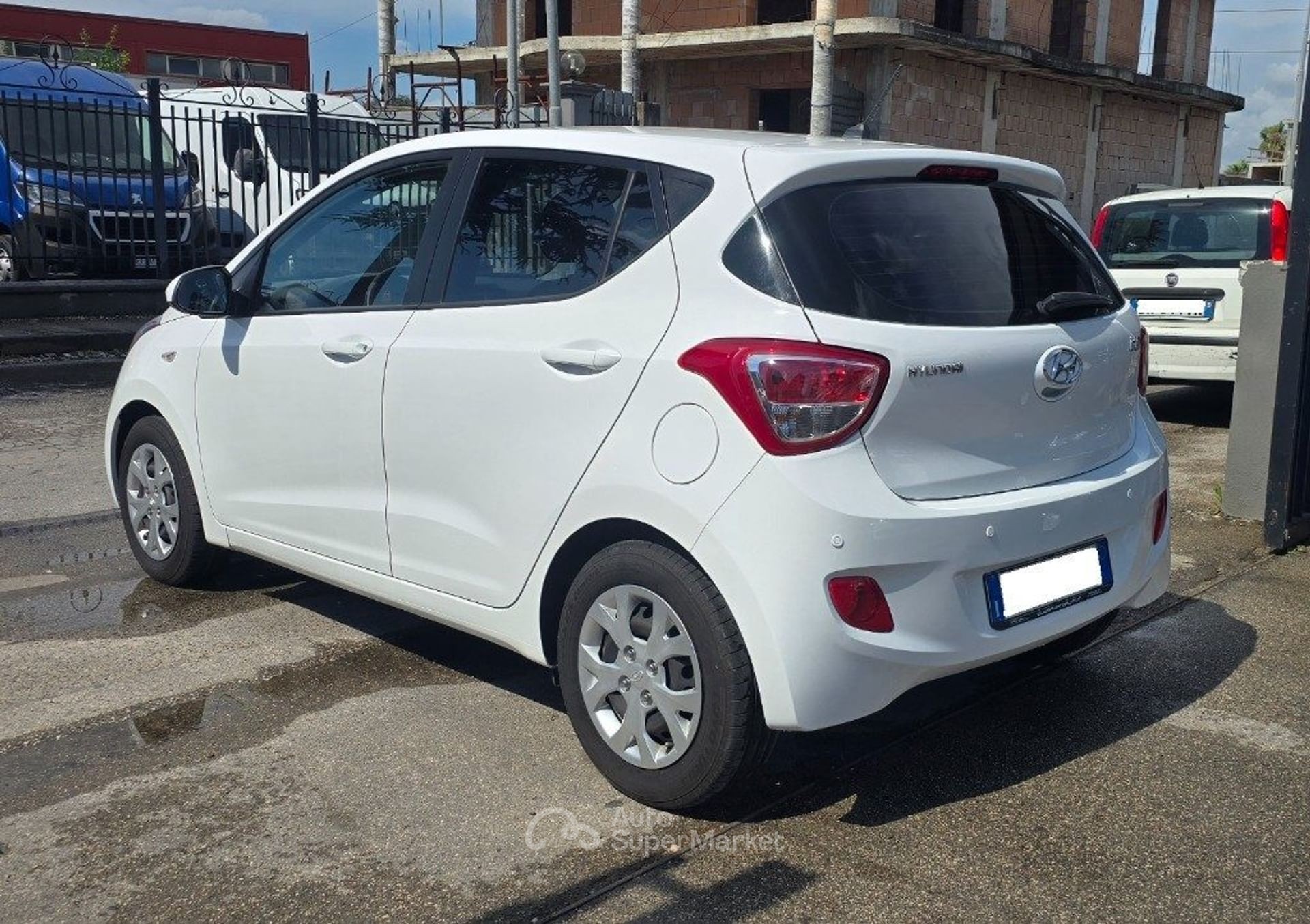 Hyundai i10