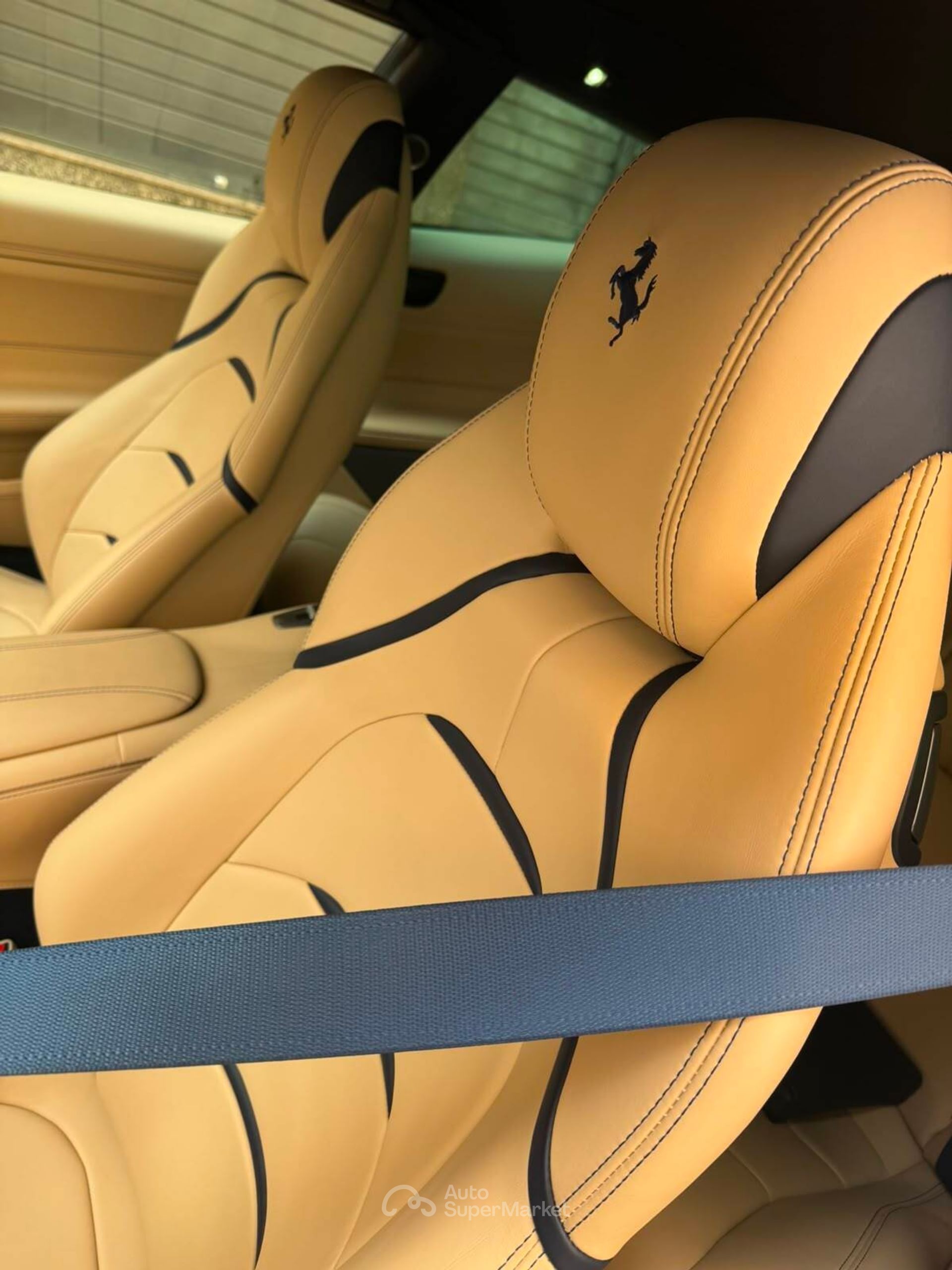 Ferrari GTC4 LUSSO