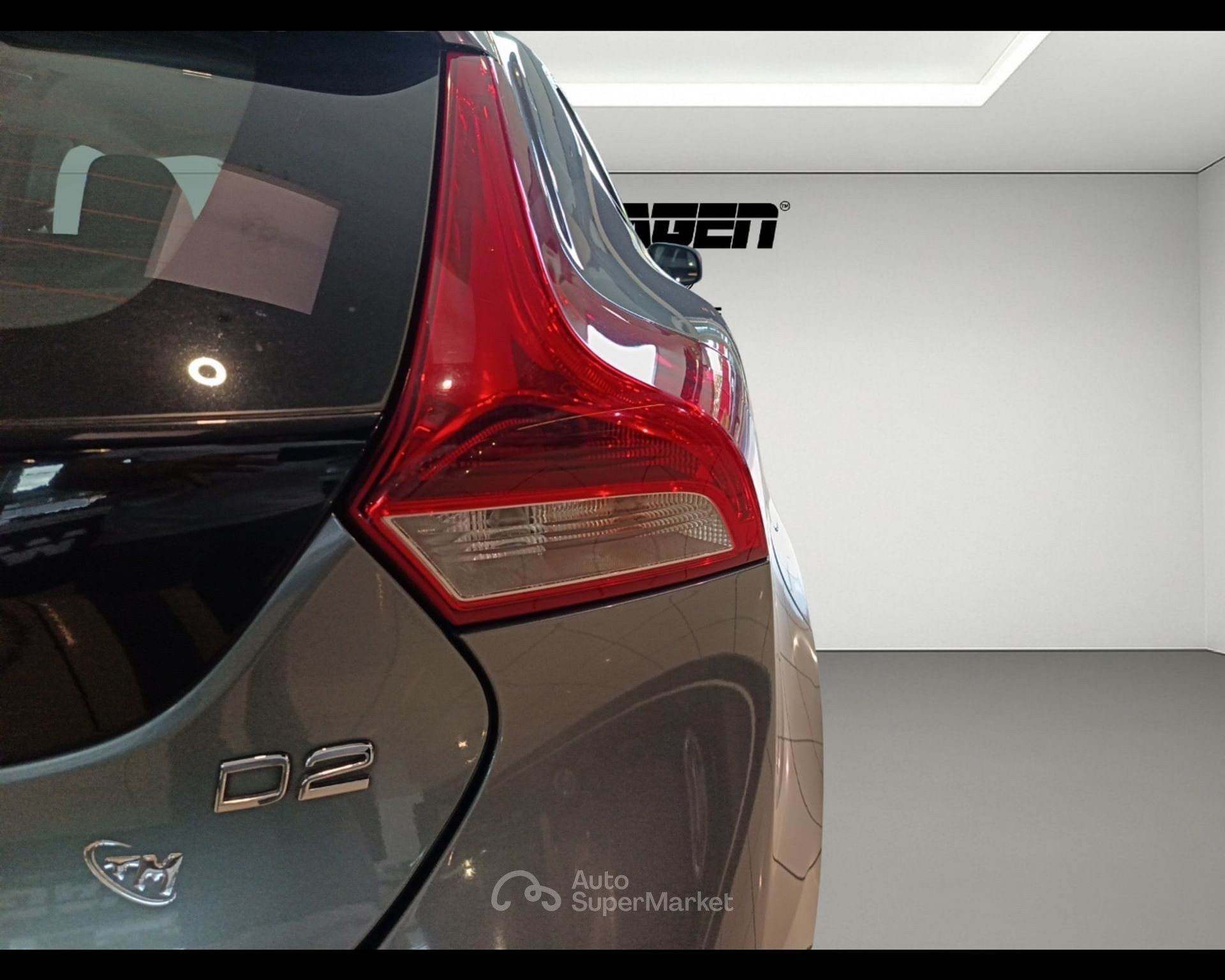 Volvo V40