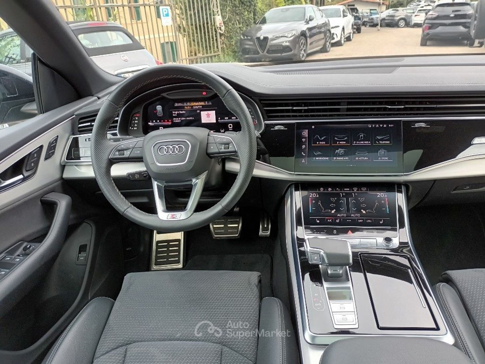 Audi Q8