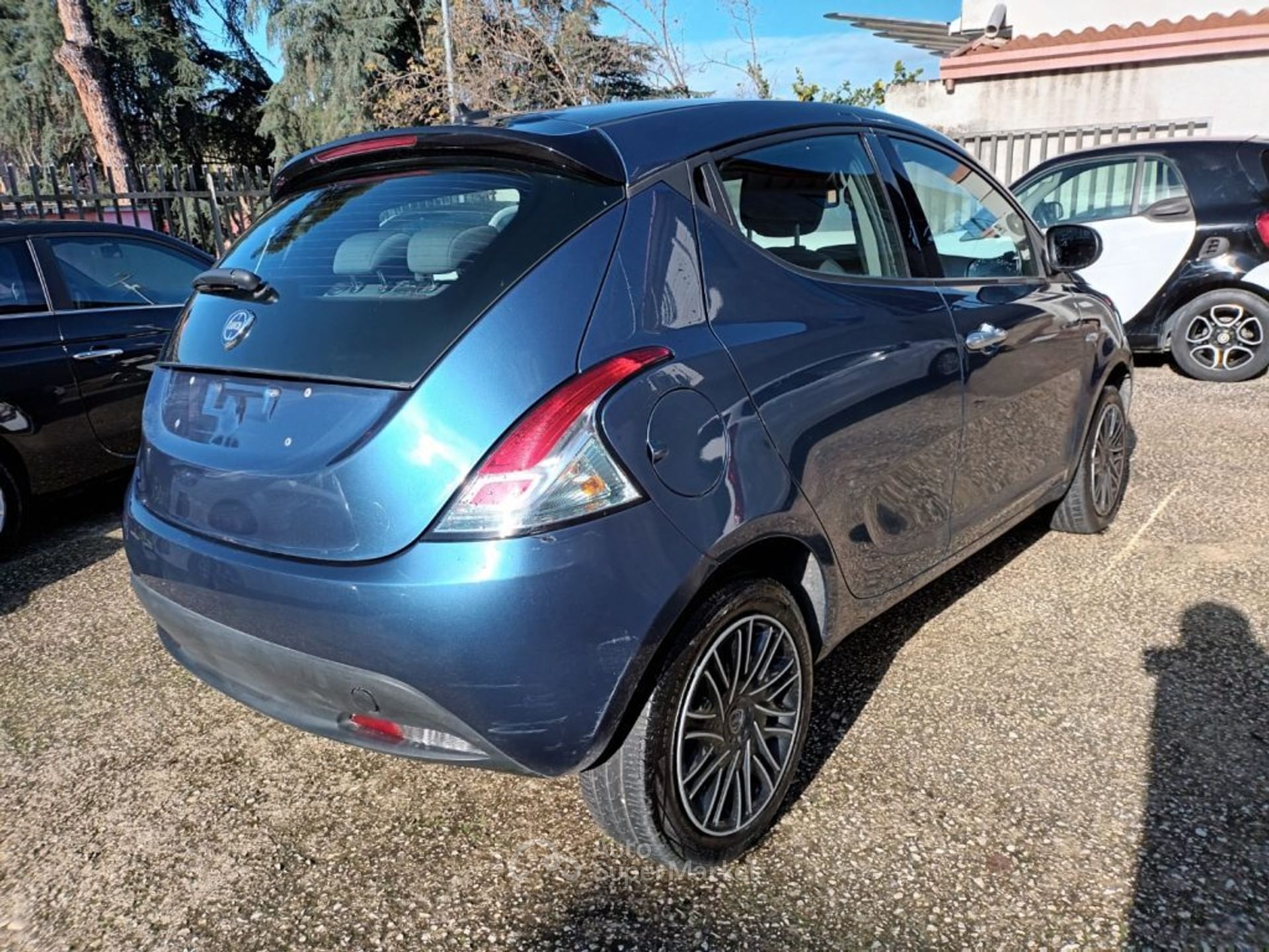 Lancia Ypsilon