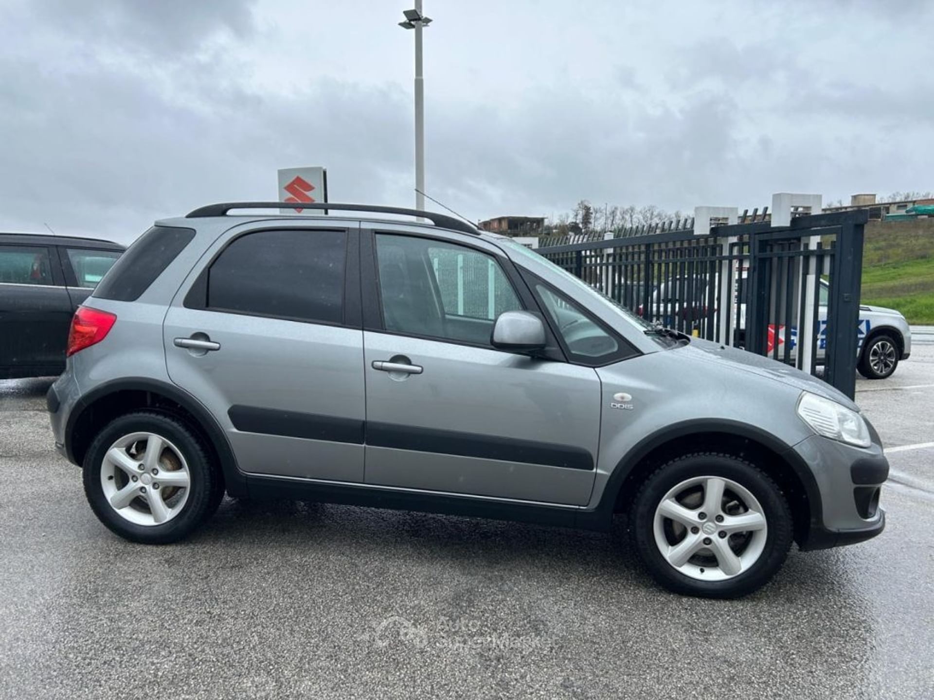Suzuki SX4