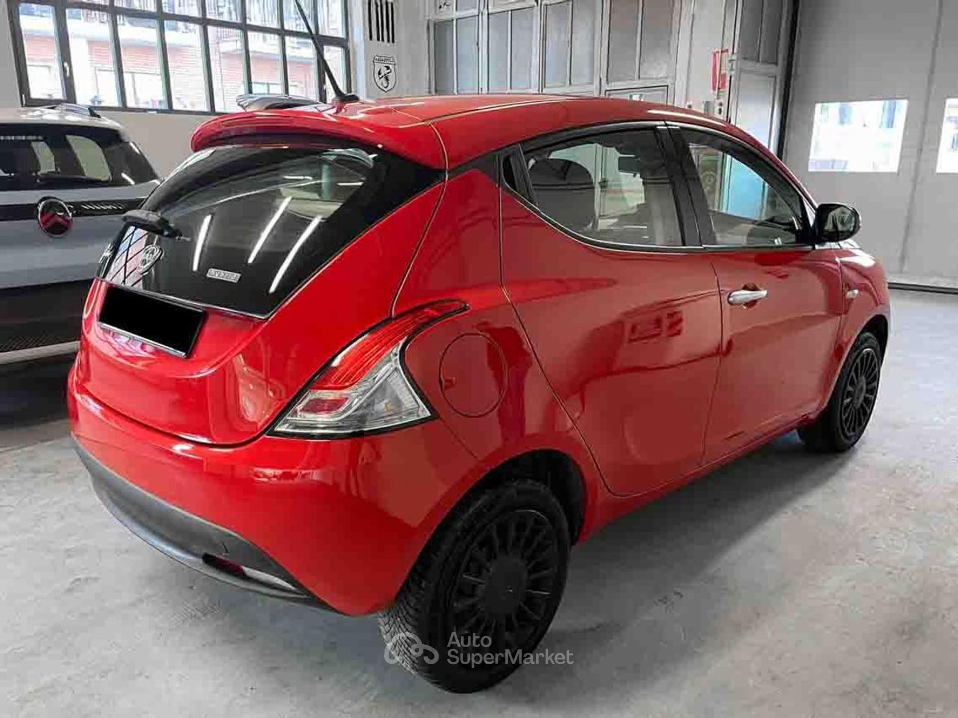 Lancia Ypsilon