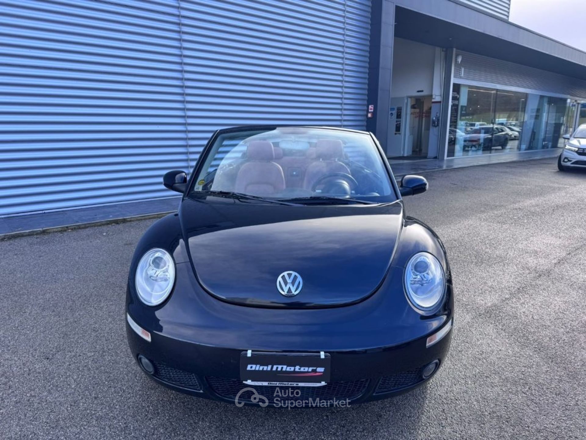 Volkswagen New Beetle