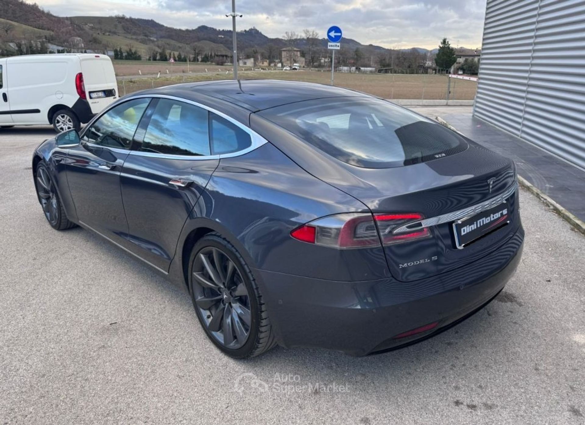 Tesla Model S