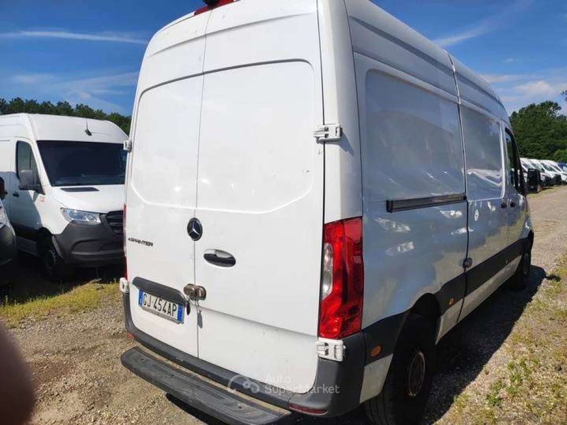 Mercedes-Benz Sprinter