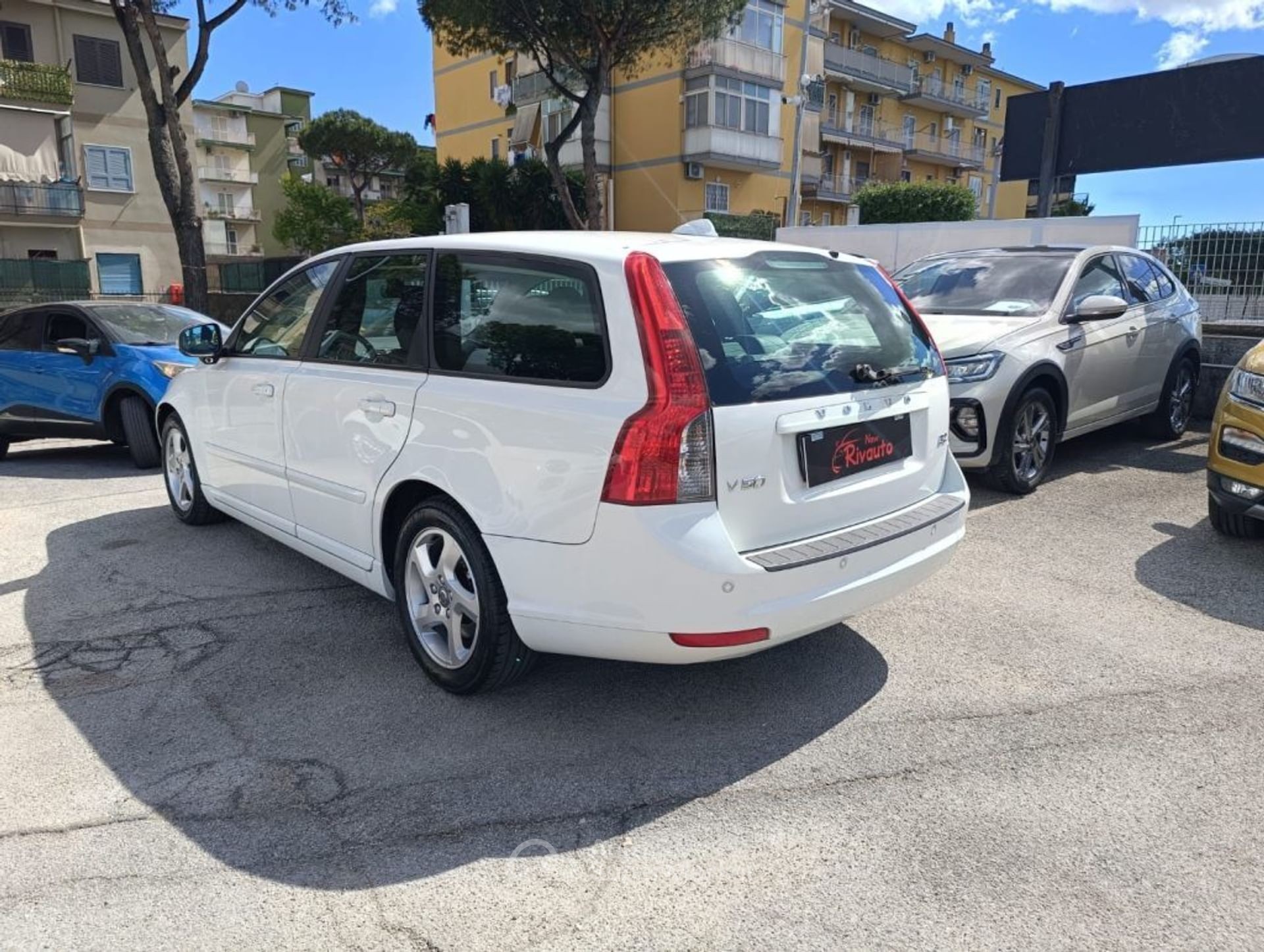 Volvo V50