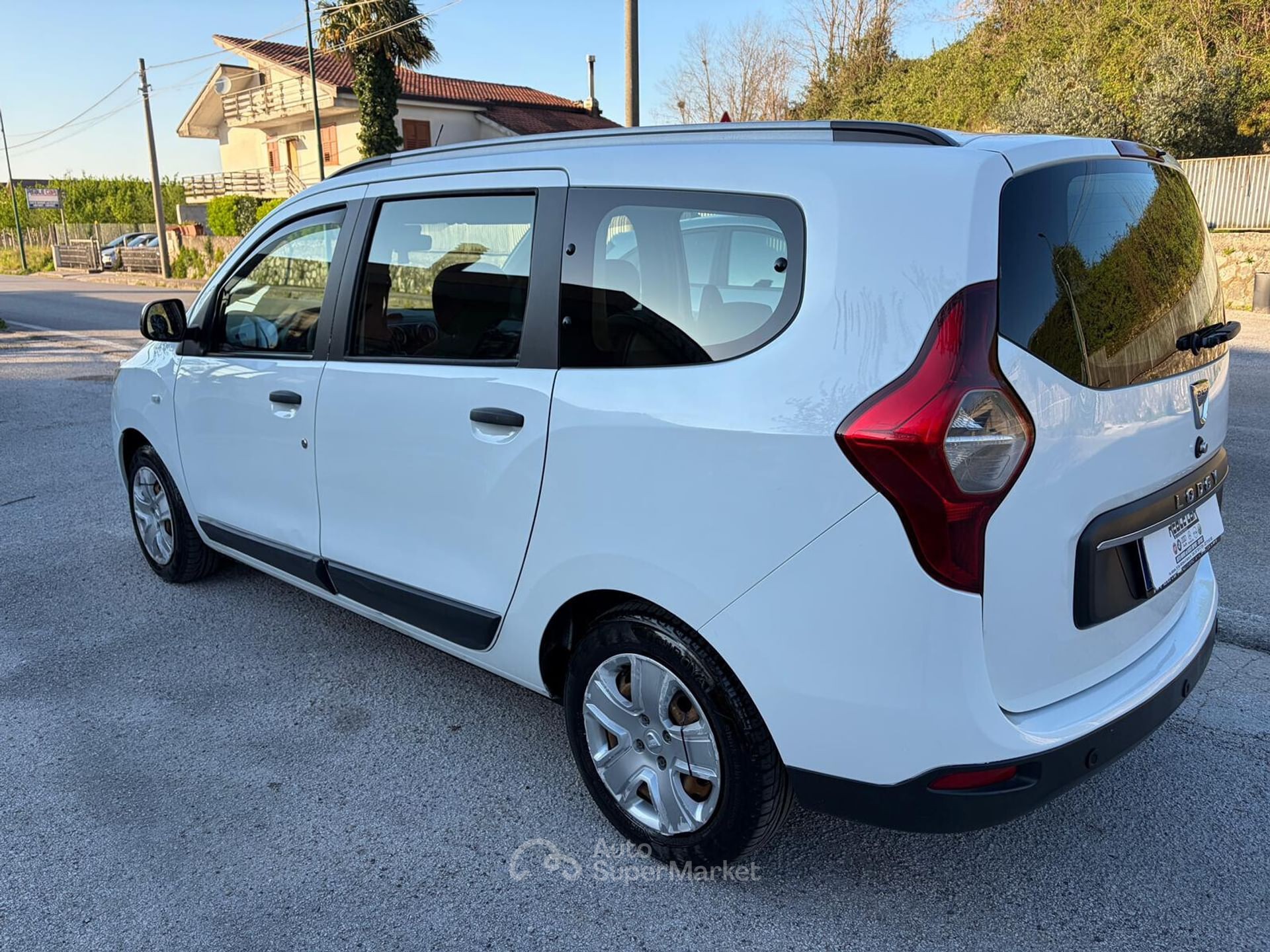 Dacia Lodgy