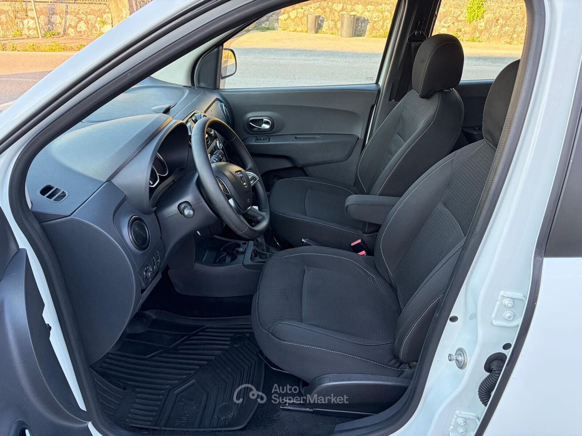 Dacia Lodgy