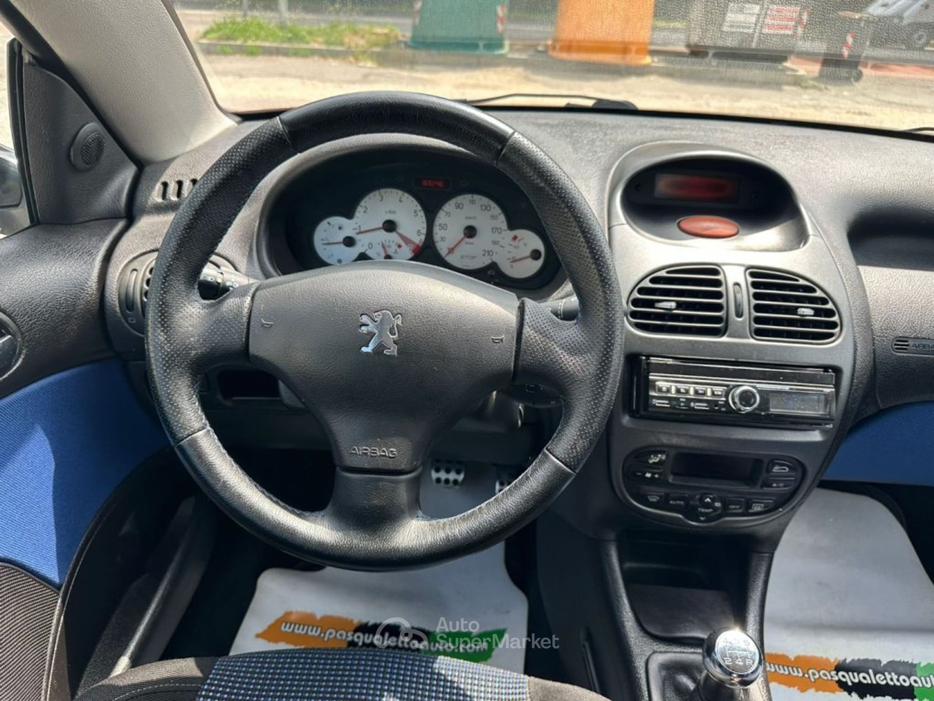 Peugeot 206
