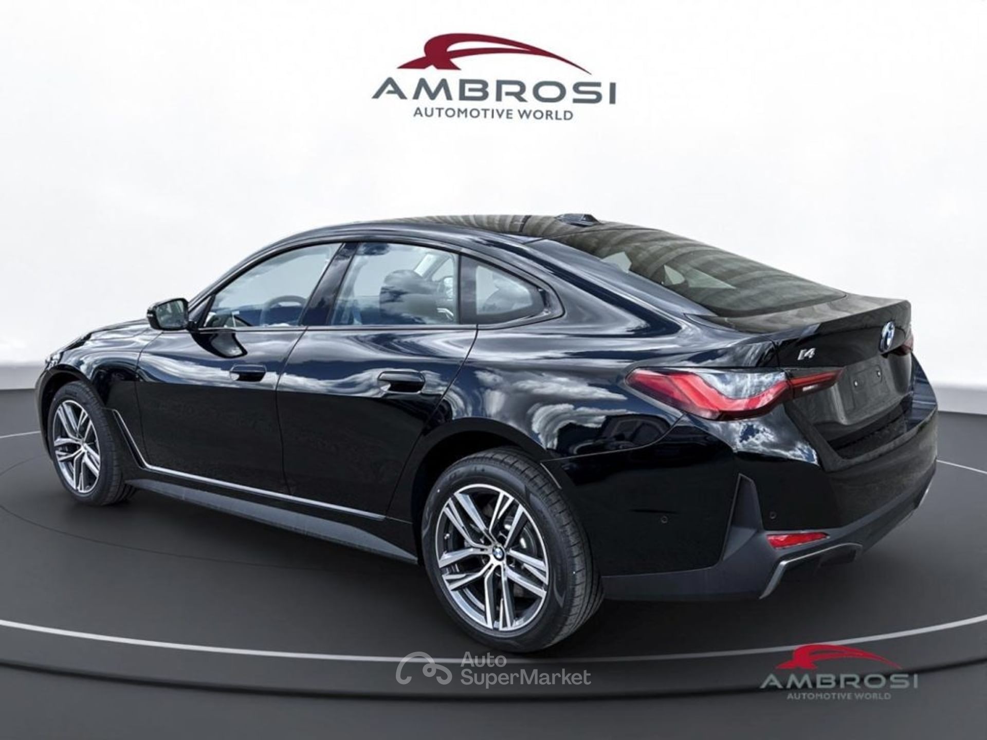 BMW i4