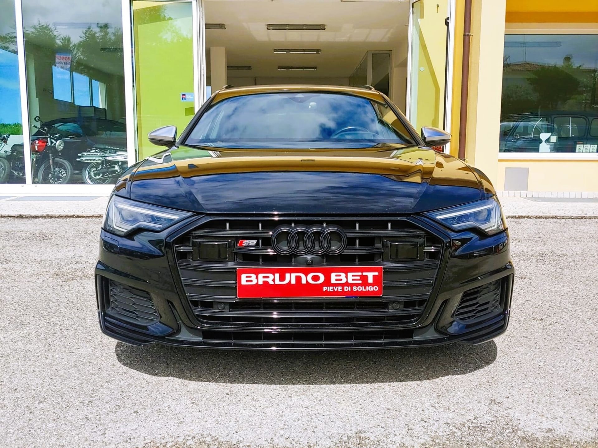 Audi S6