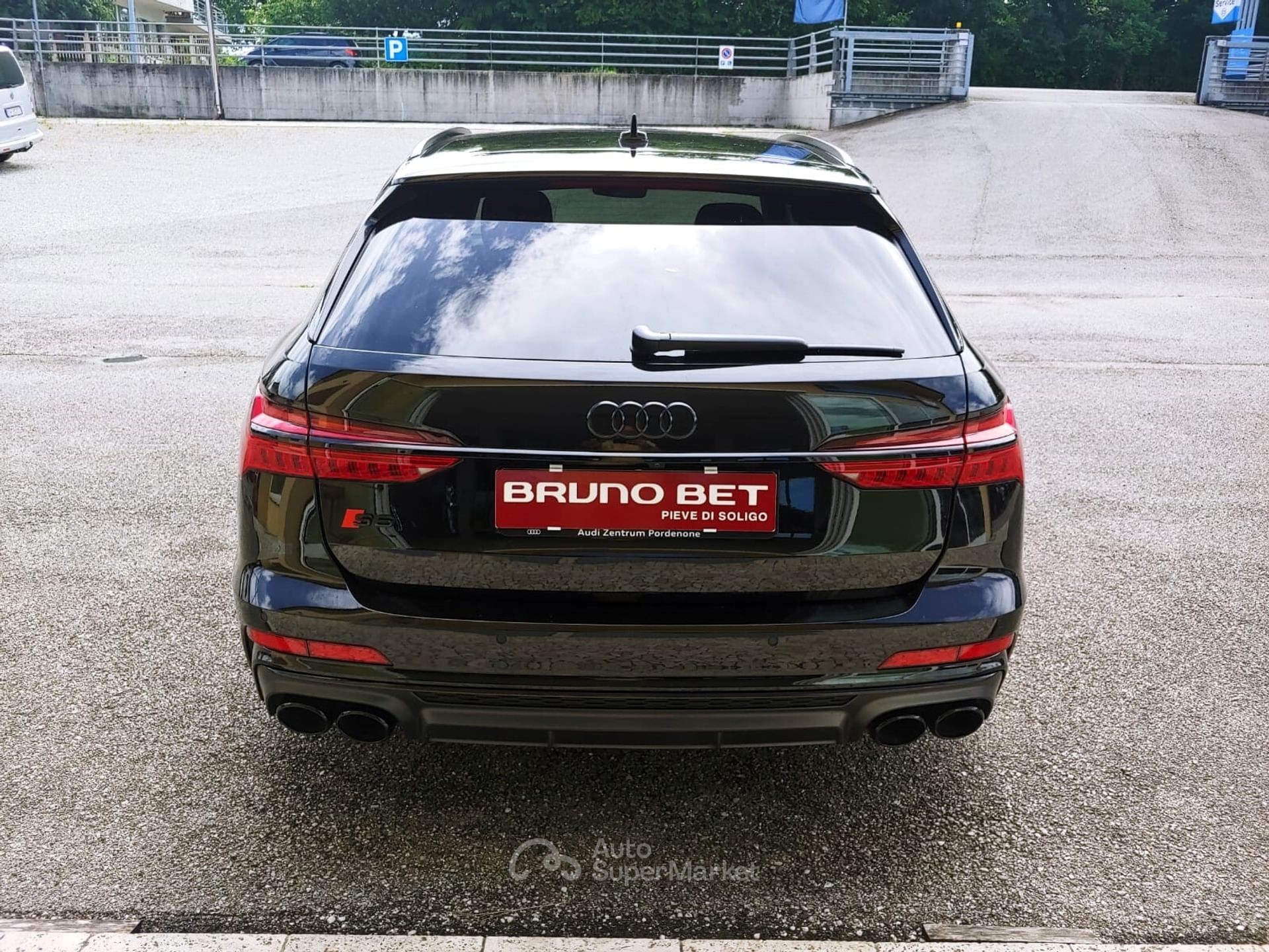 Audi S6