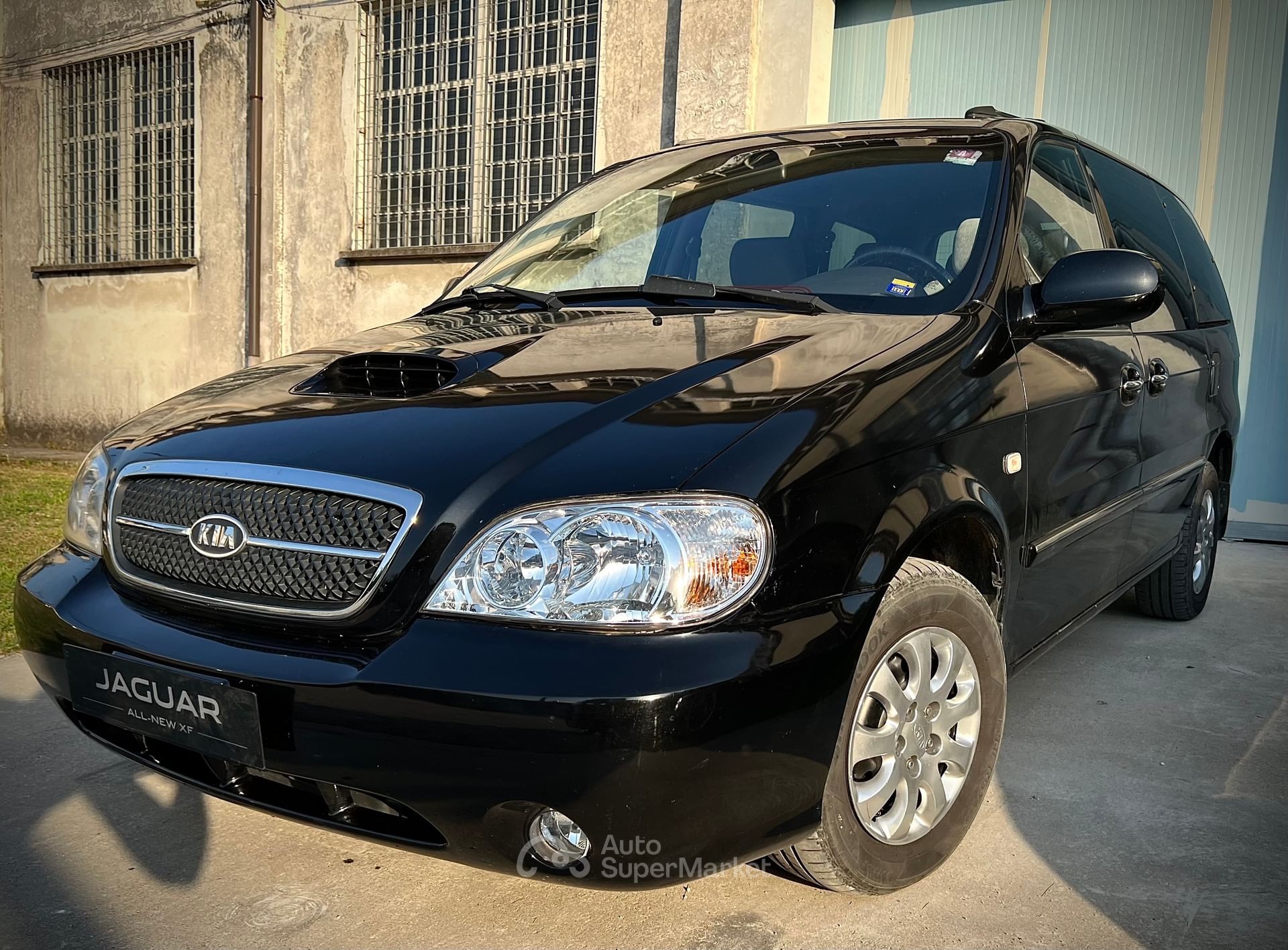 Kia Carnival