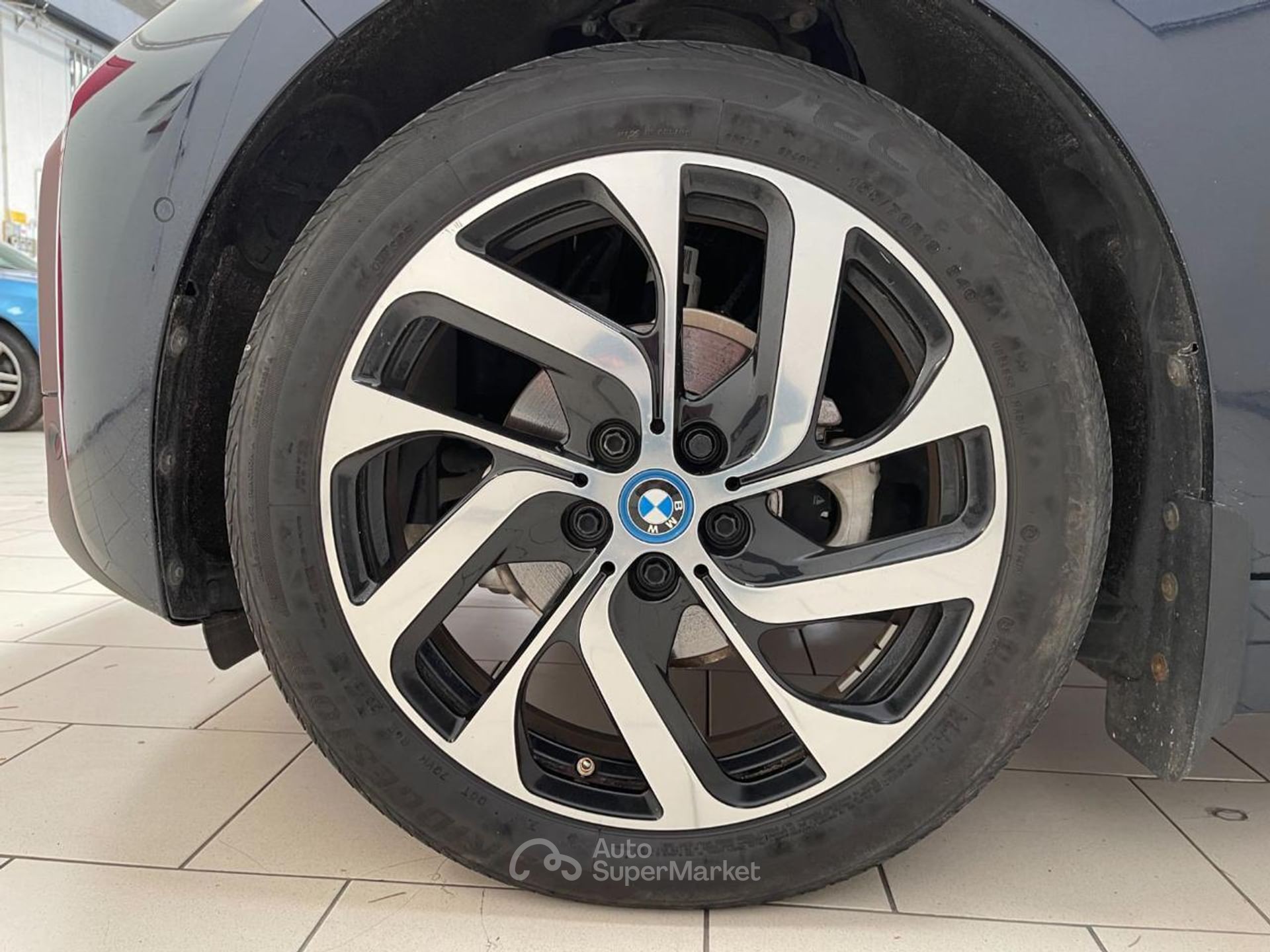 BMW i3