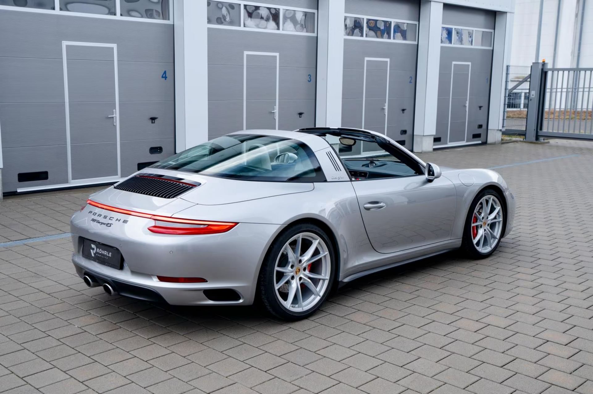 Porsche 911
