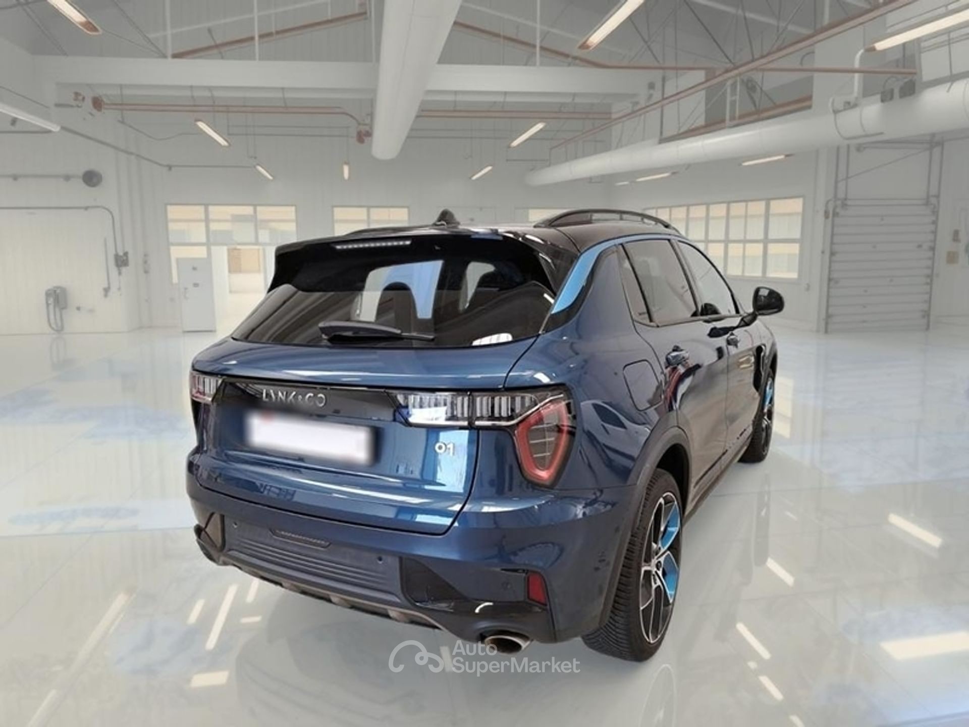 Lynk & Co 01
