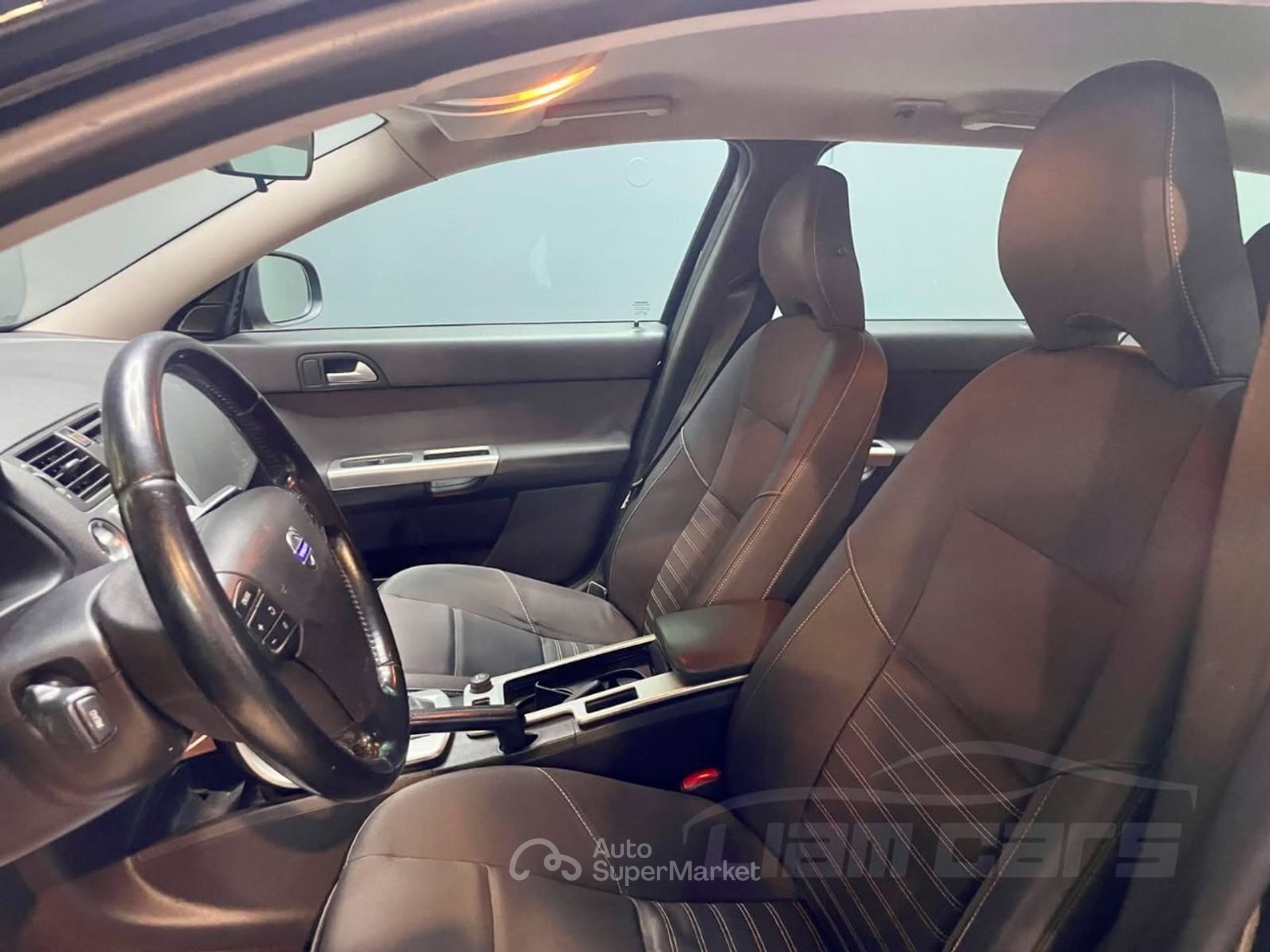 Volvo V50