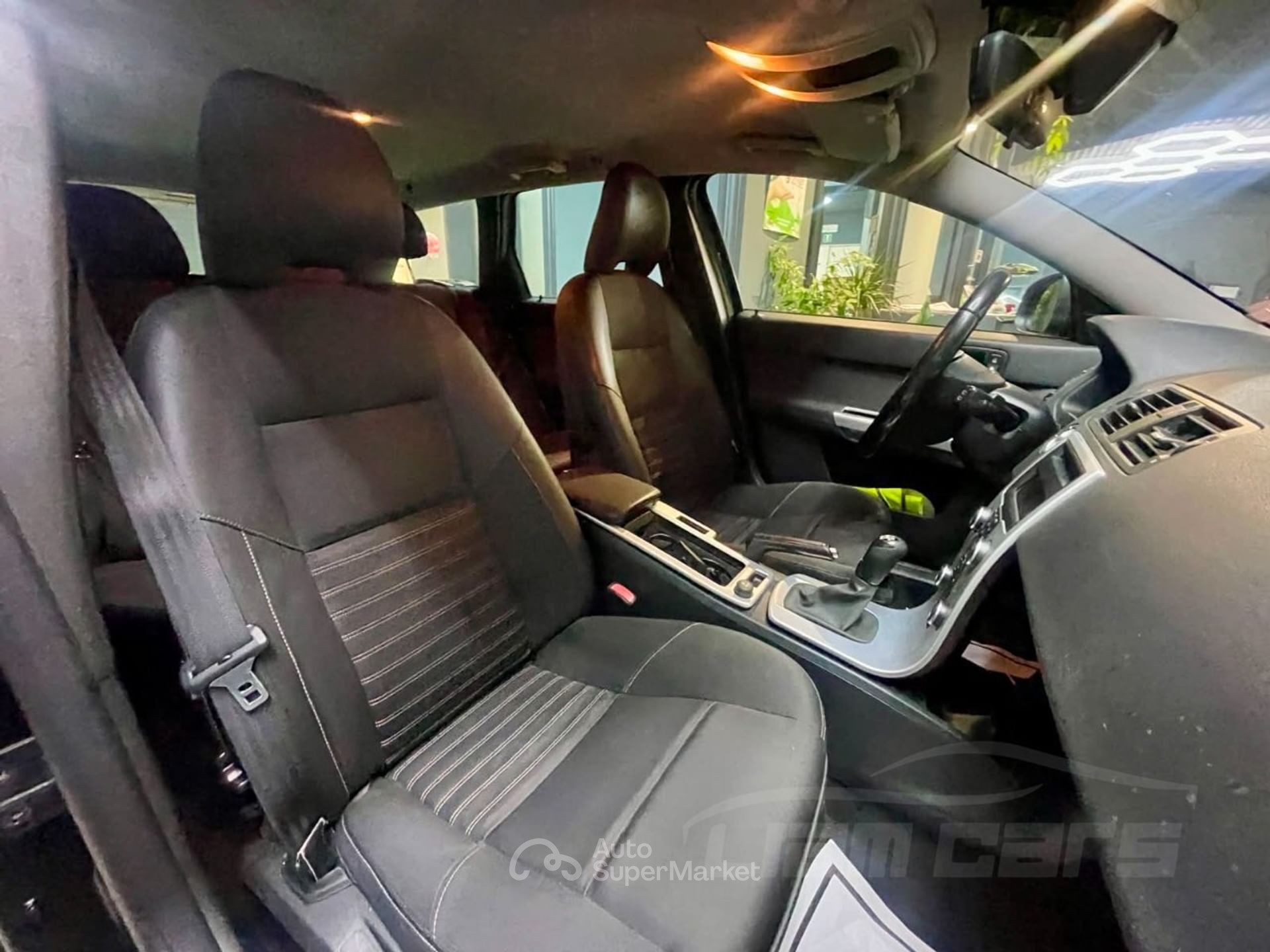 Volvo V50