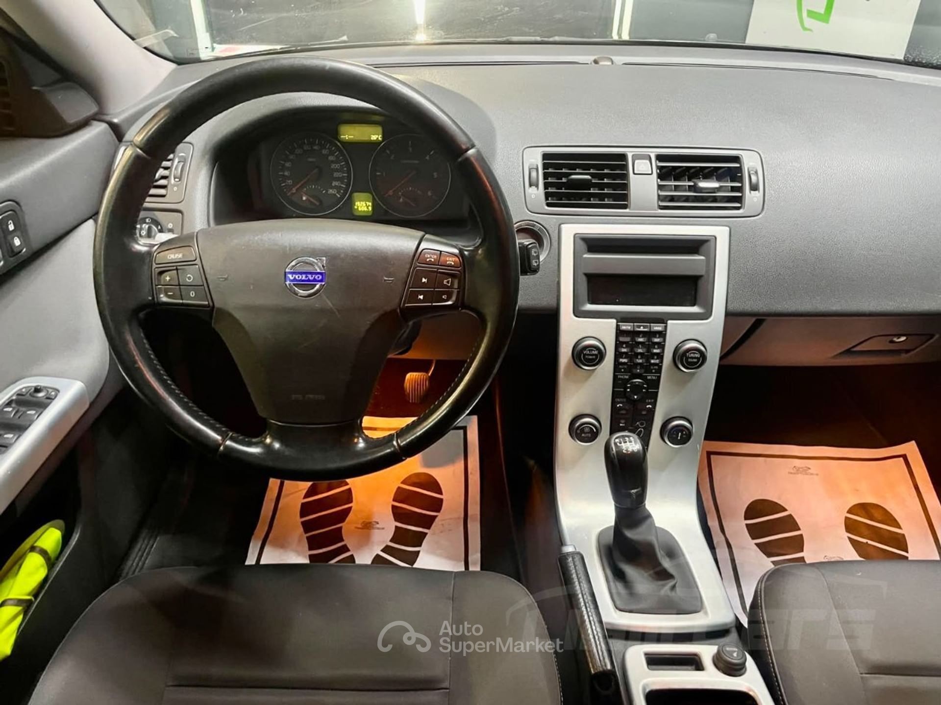 Volvo V50
