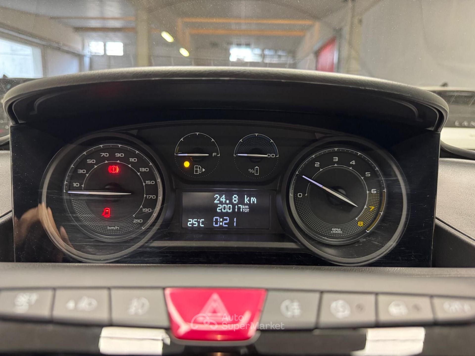 Lancia Ypsilon