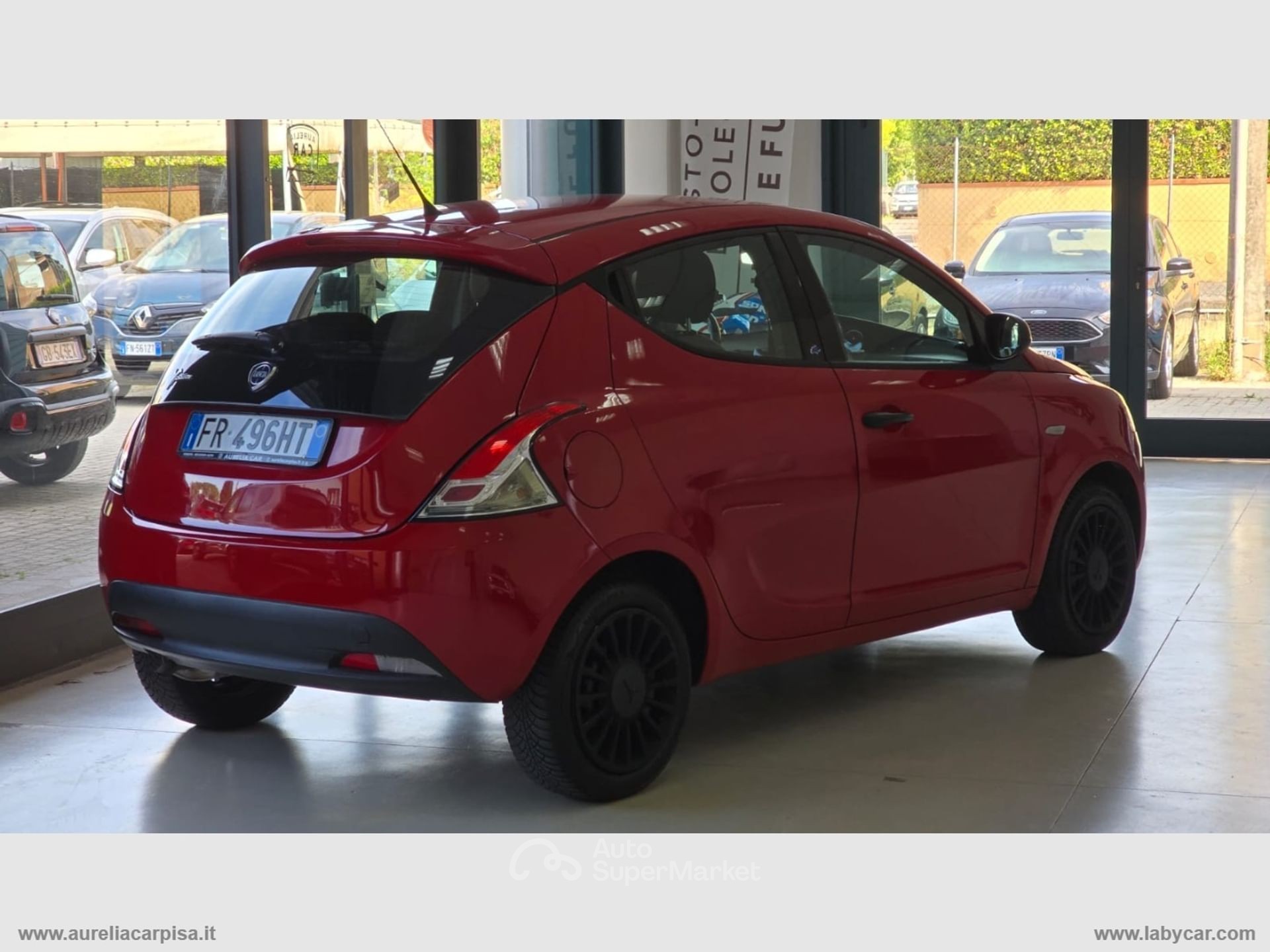 Lancia Ypsilon
