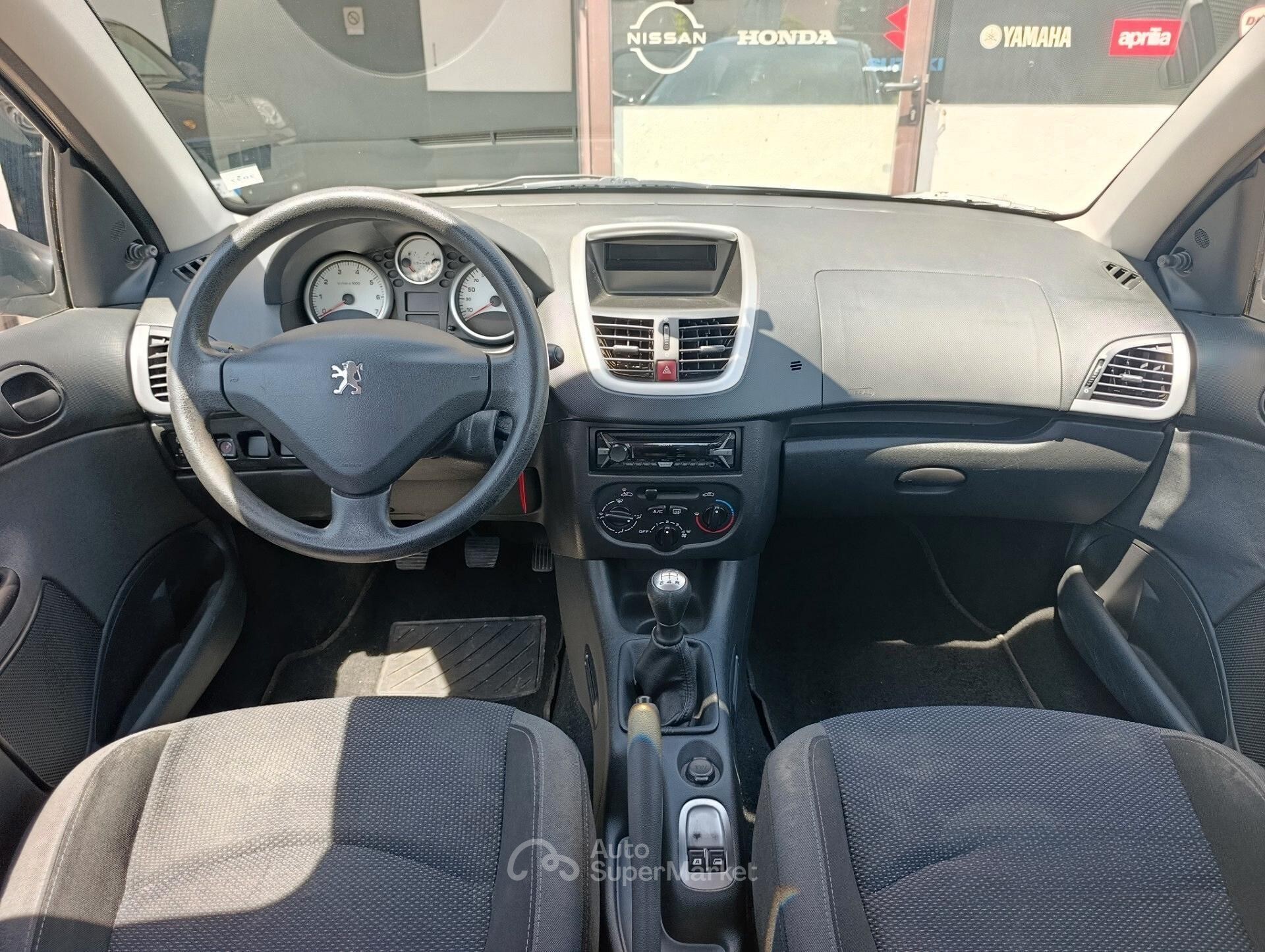 Peugeot 206