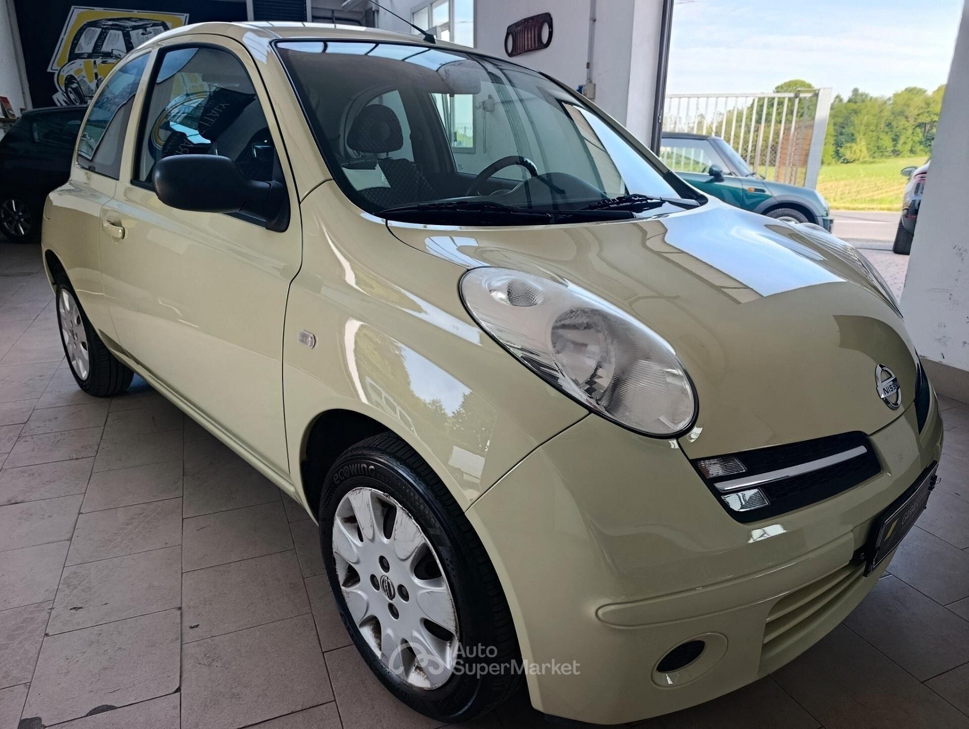 Nissan Micra