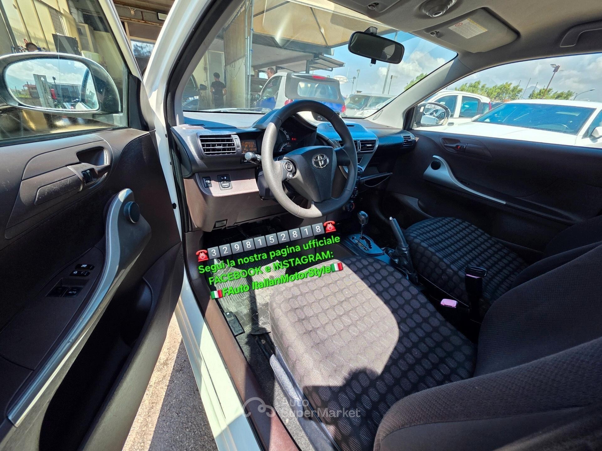 Toyota iQ