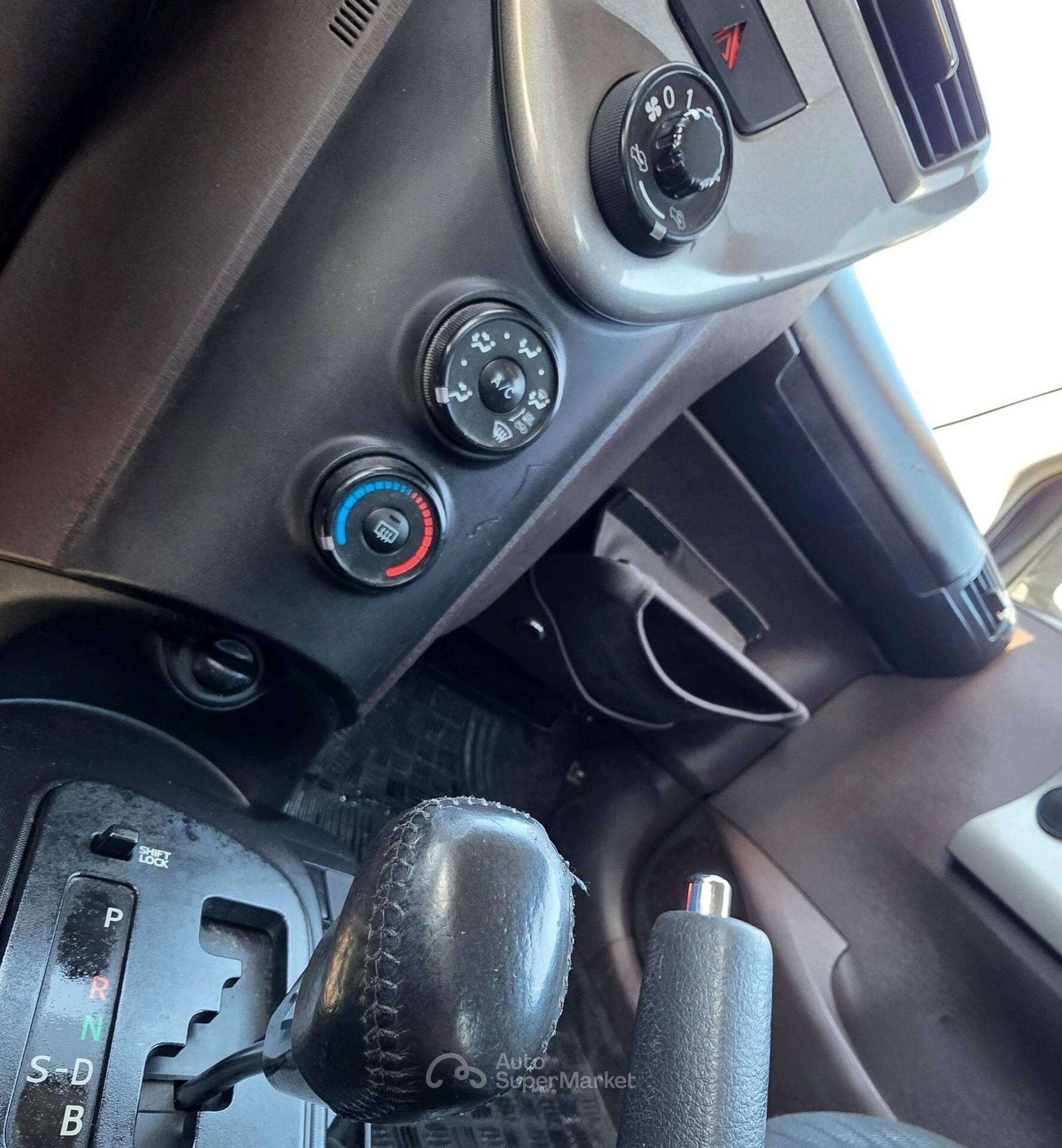 Toyota iQ