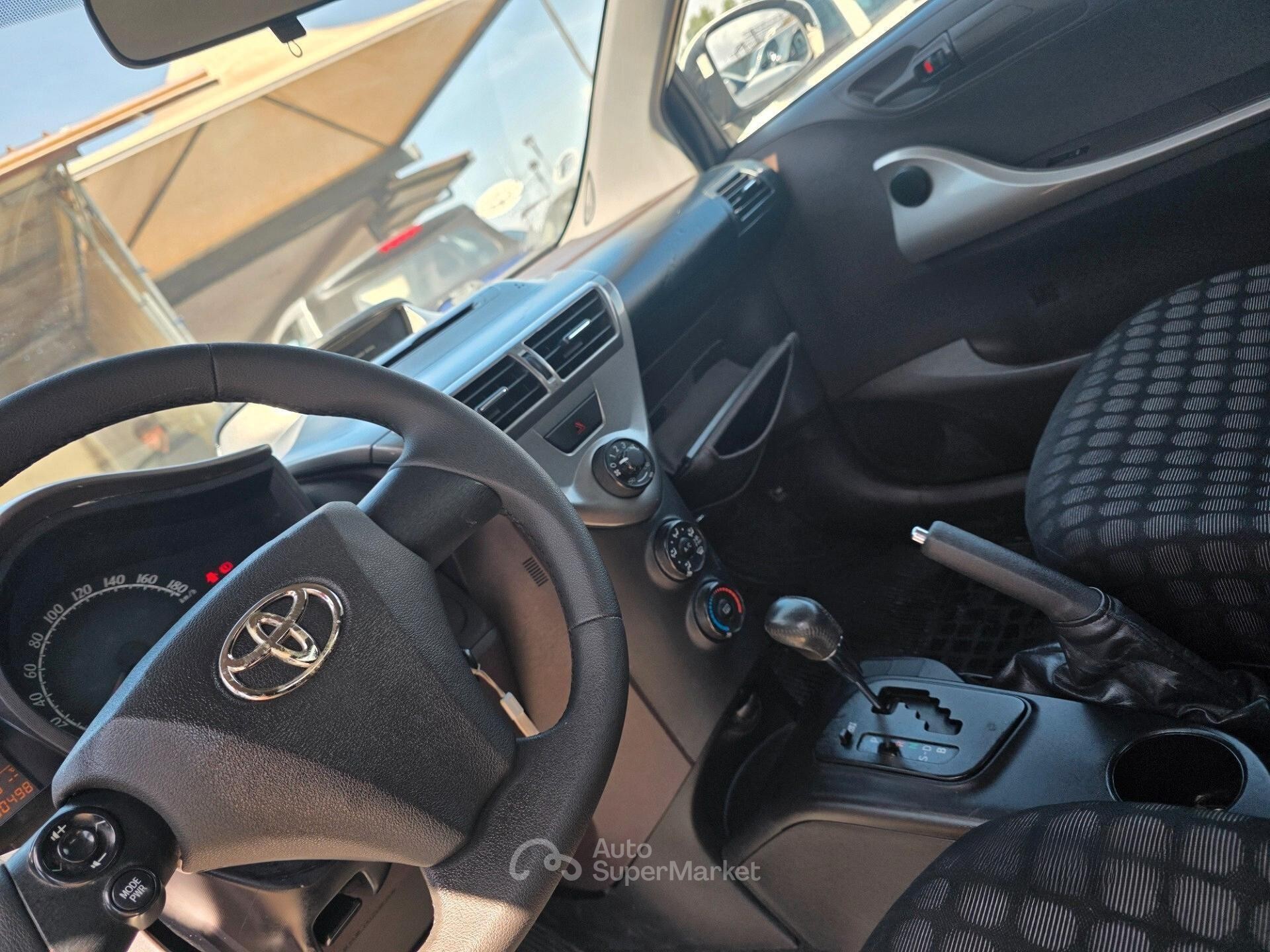 Toyota iQ