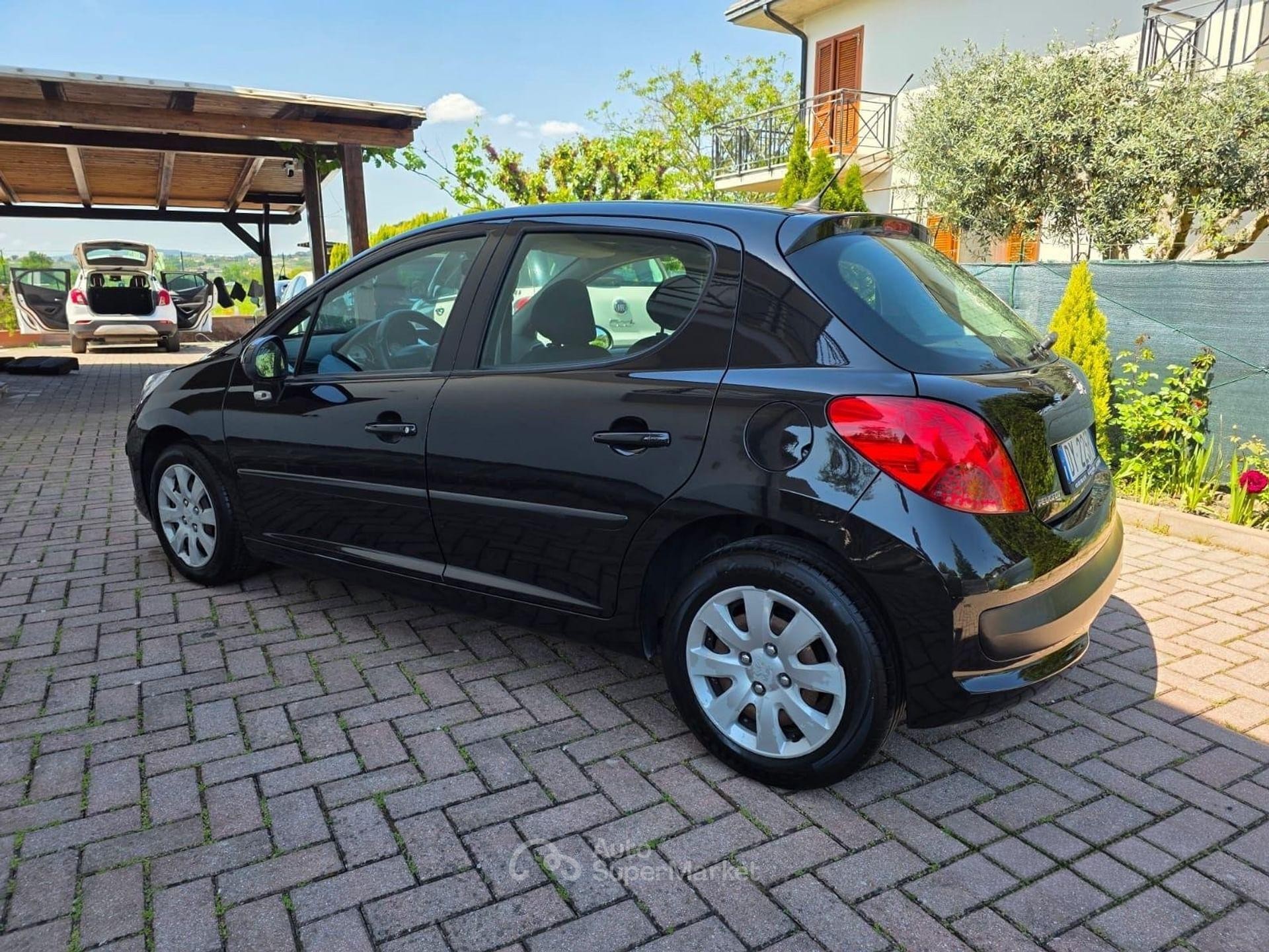Peugeot 207