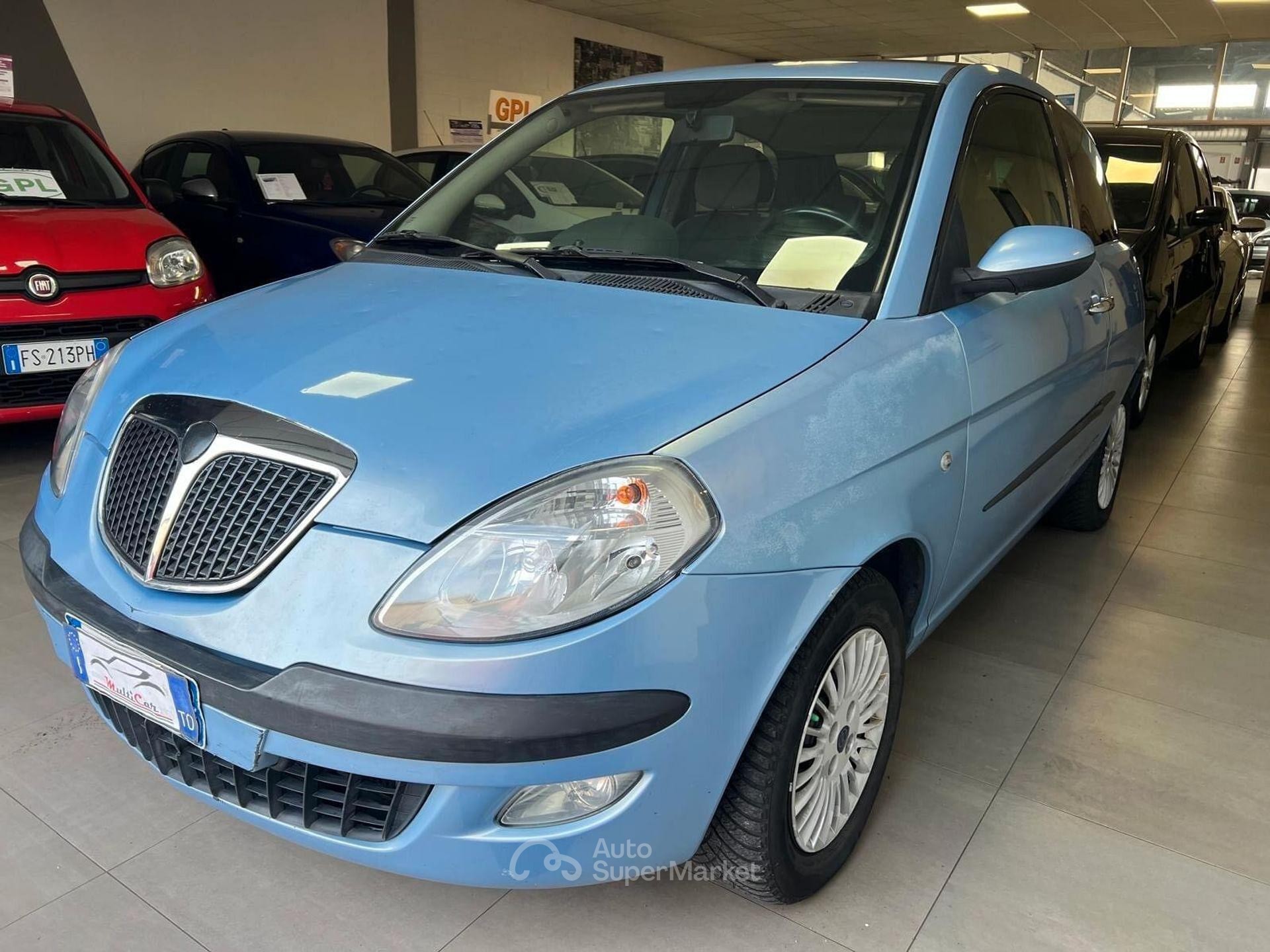 Lancia Ypsilon