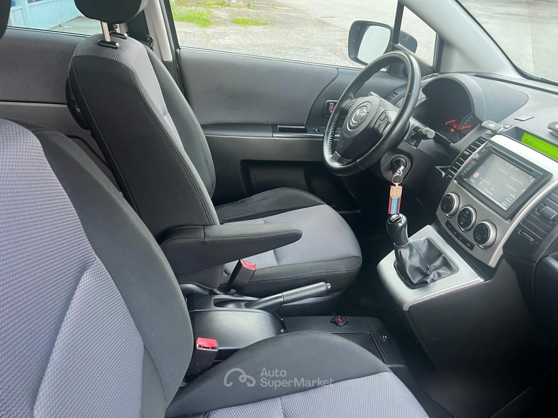 Mazda 5