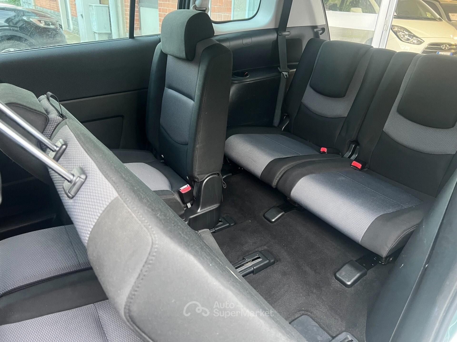 Mazda 5