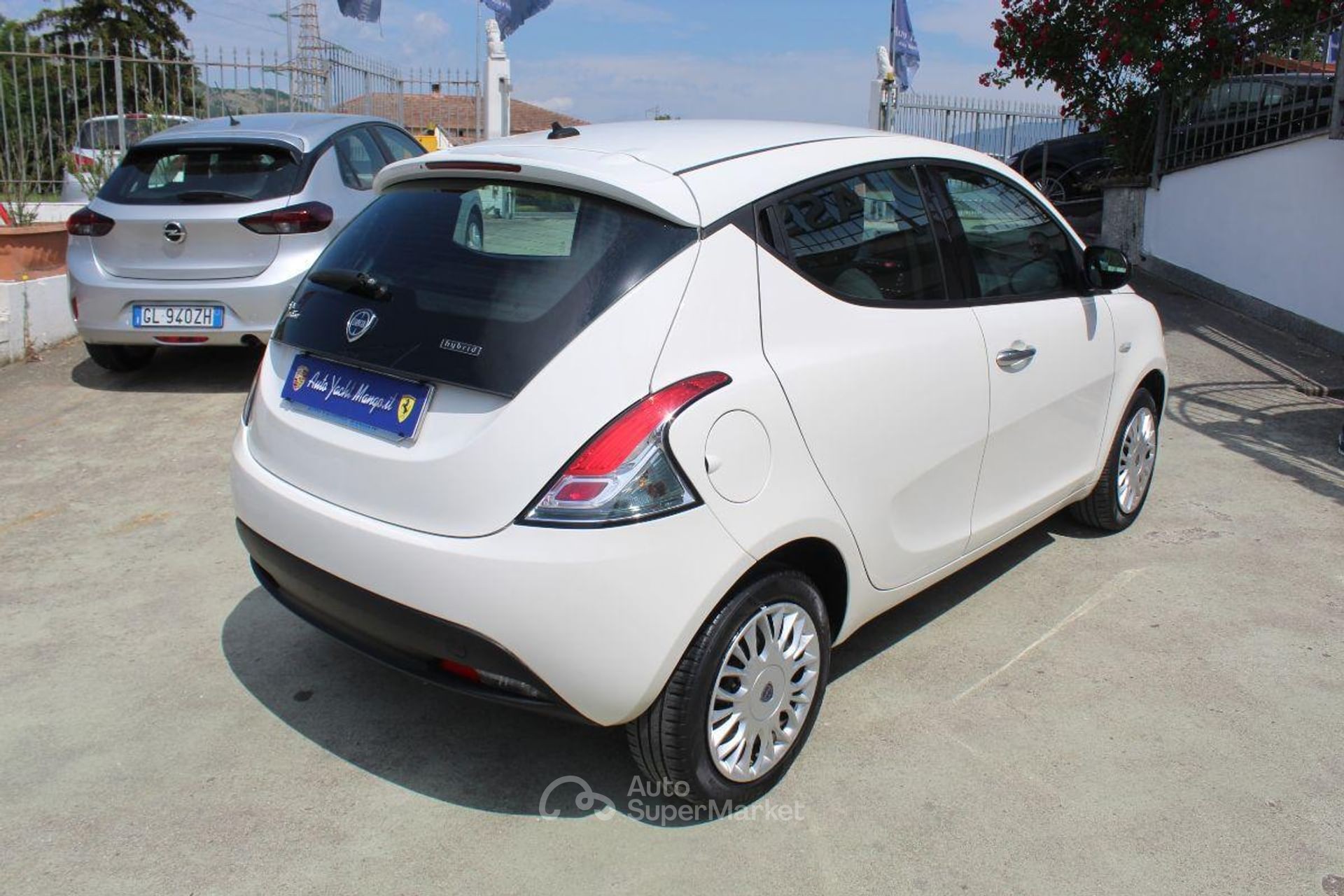 Lancia Ypsilon