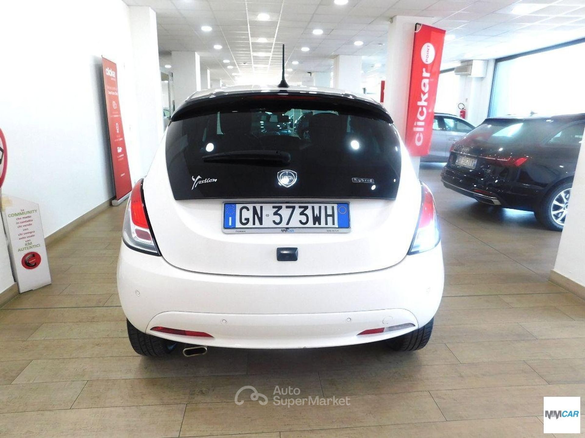 Lancia Ypsilon